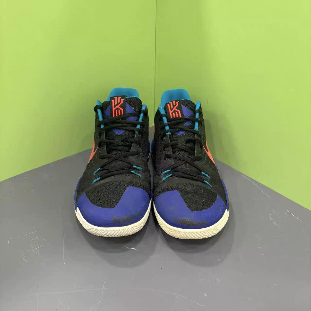 Nike Nike Kyrie 3 Black Orange K15 Size US 10 / EU 43 - 3 Thumbnail