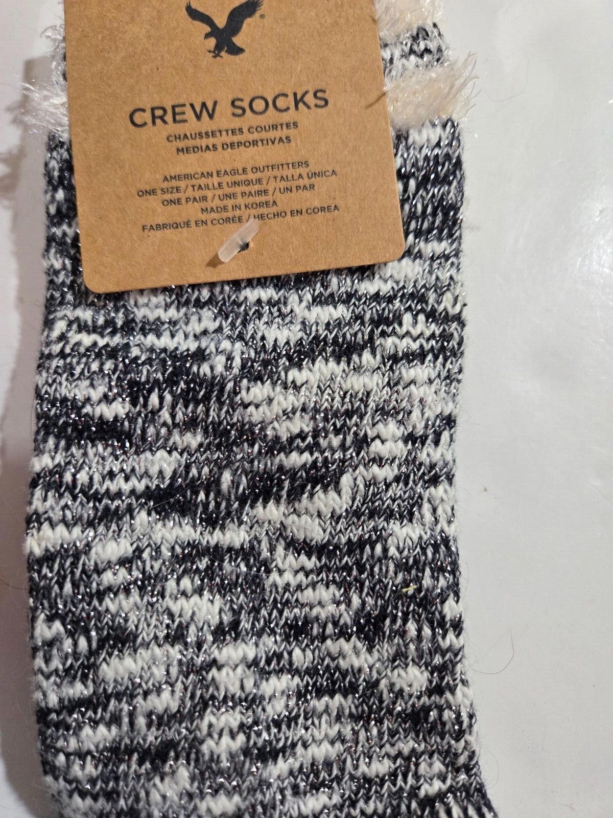 American Eagle Outfitters 3 Pair American Eagle Socks Crew Dress w/ Metallic NEW NWT Size ONE SIZE - 3 Thumbnail