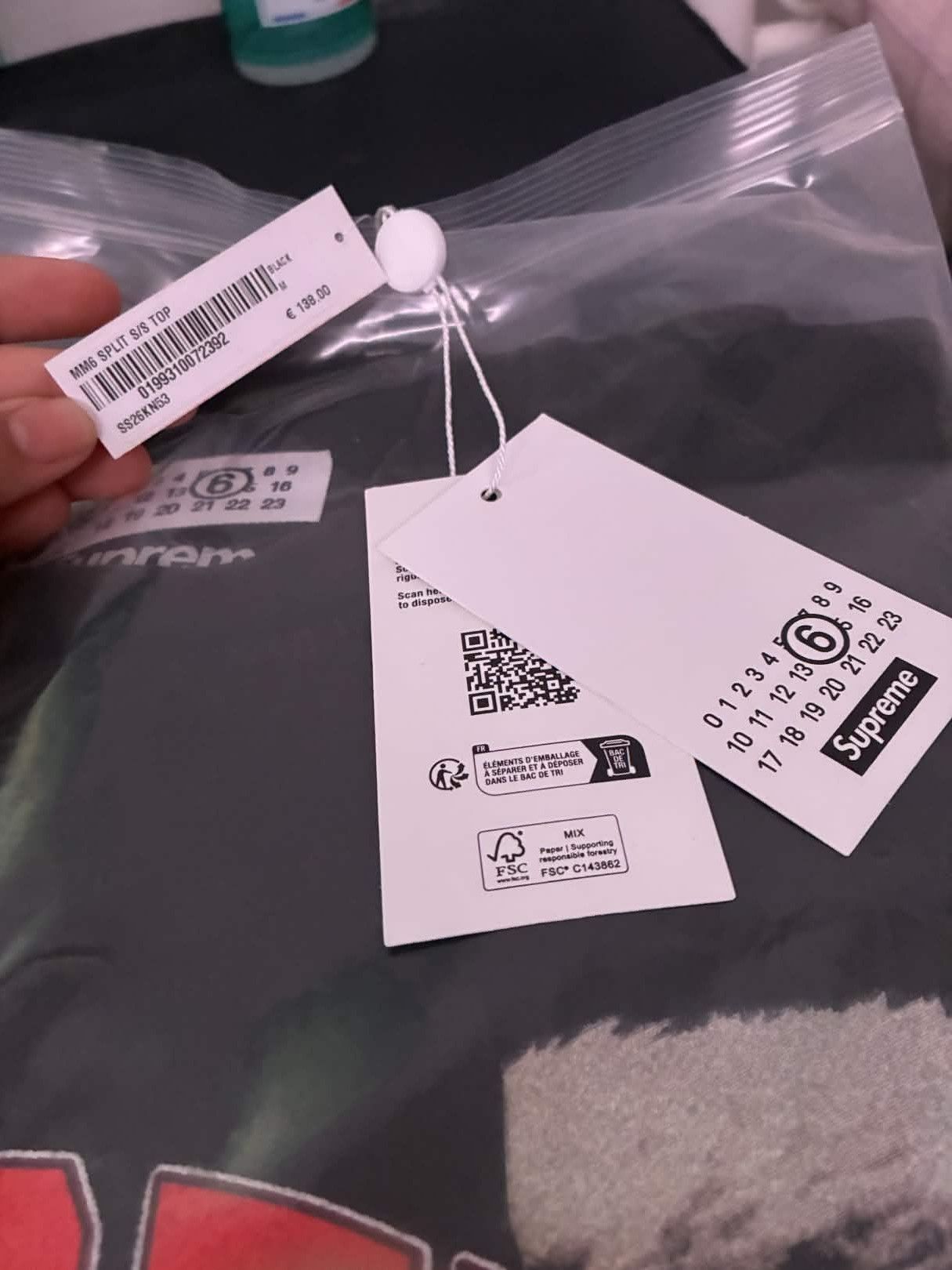 Supreme Supreme MM6 Maison Margiela Split S/S Top Size US M / EU 48-50 / 2 - 9 Thumbnail