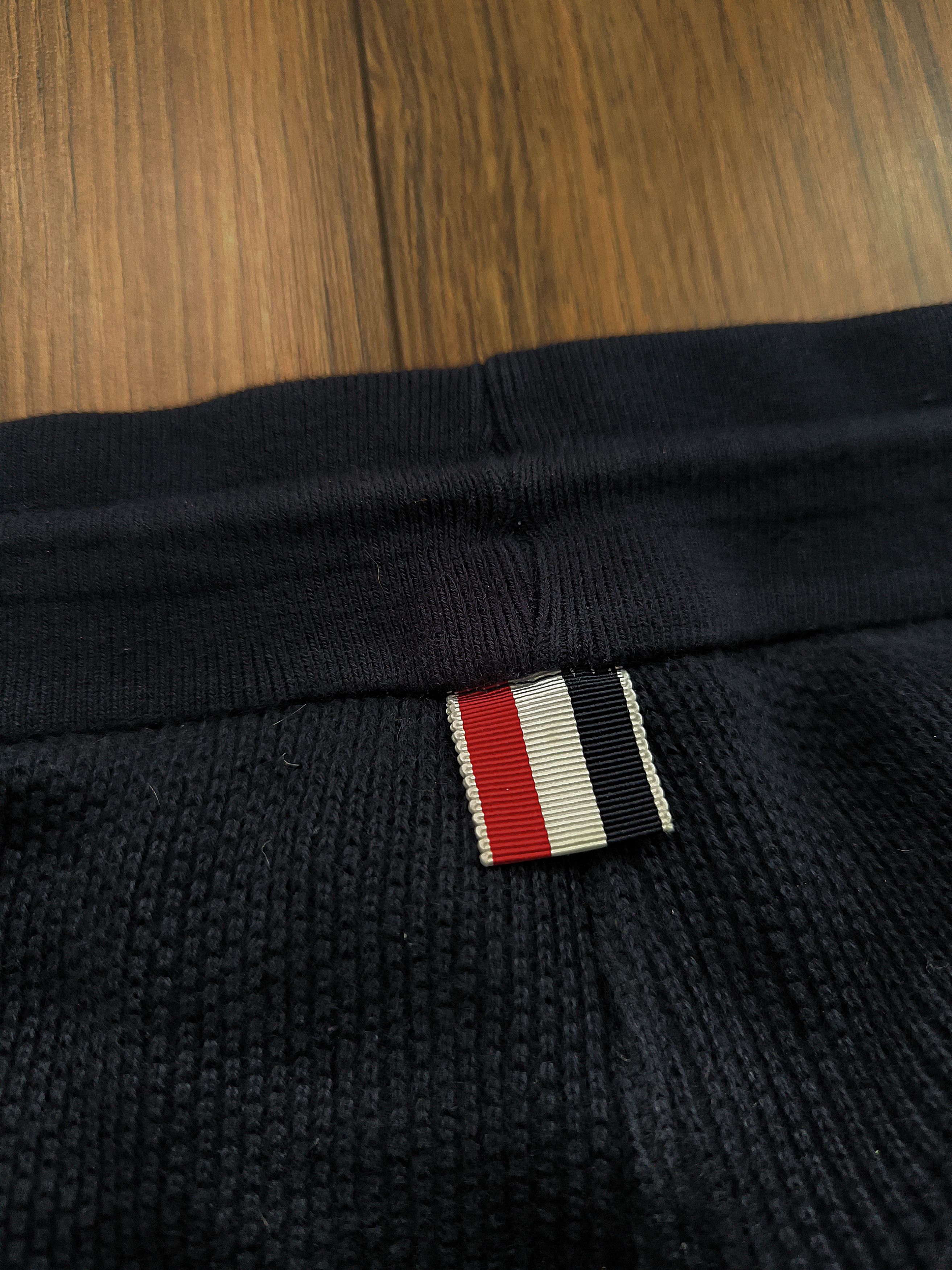 Thom Browne Thom Browne Navy Joggers, size 3 0-6, good condition plus Size US 34 / EU 50 - 5 Thumbnail