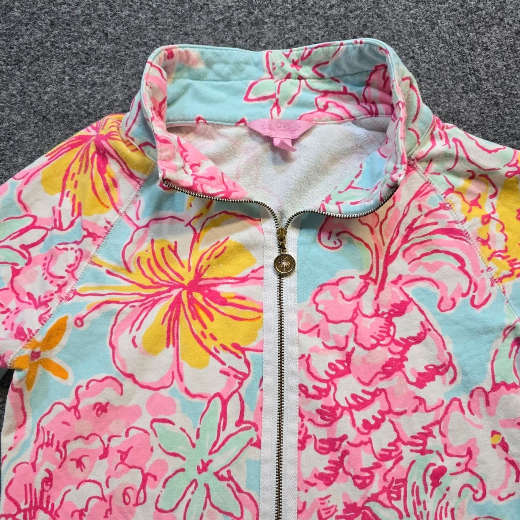 Lilly Pulitzer Lilly Pulitzer Top Womens XS Blue Lolita Breakwater Floral 1/4 Zip Popover Shirt Womens XS Blue Floral 1/4 Zip Popover Size XS / US 0-2 / IT 36-38 - 2 Thumbnail
