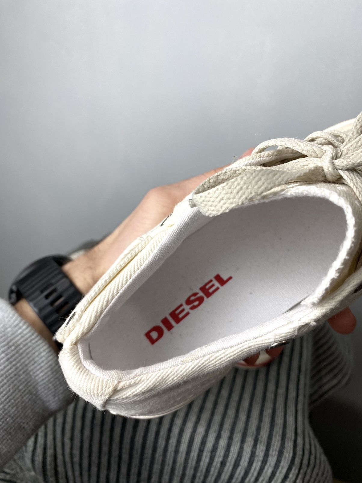 Diesel Vintage Diesel Low Top Design Denim Sneakers Bw Sport Size US 6 / IT 36 - 17 Thumbnail