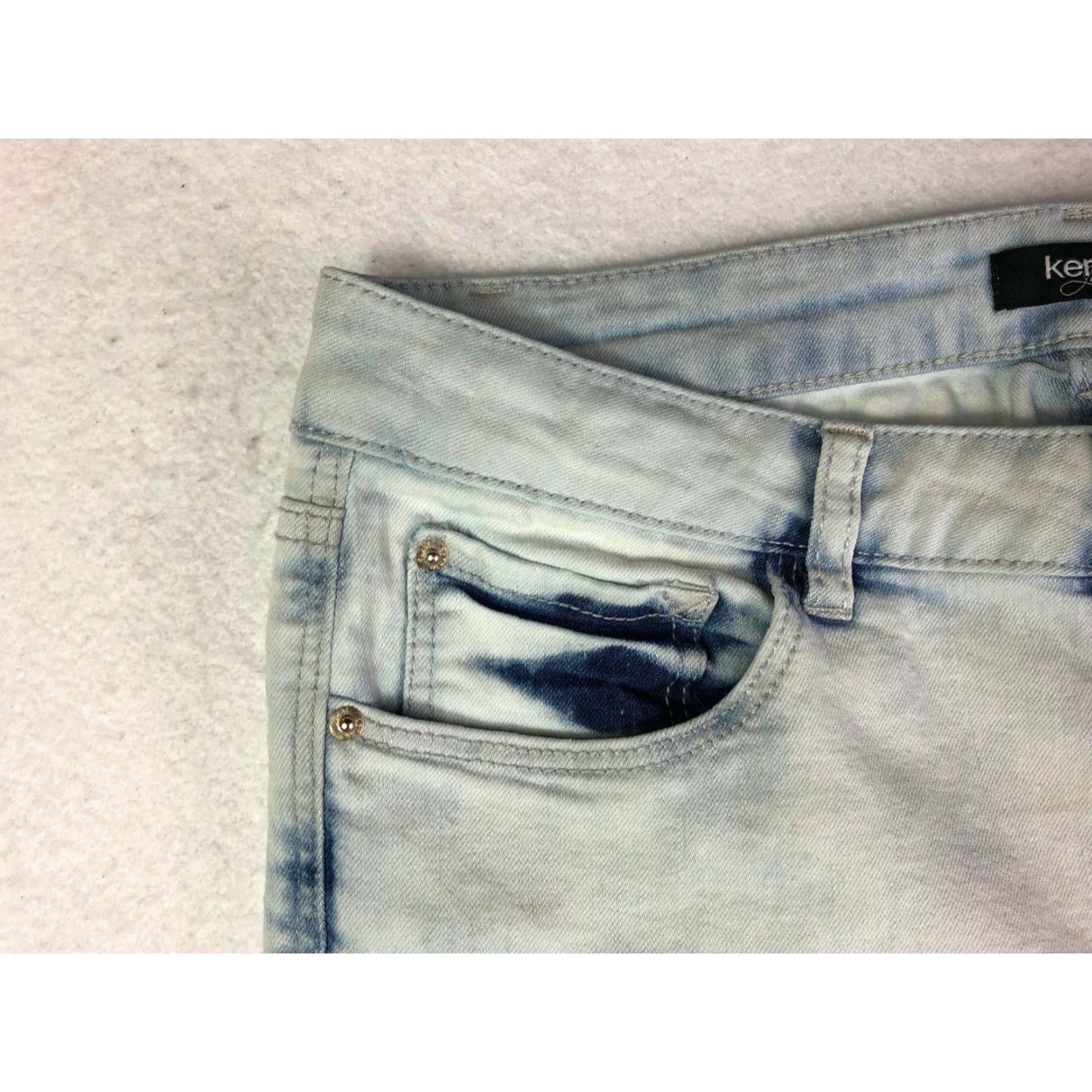Vintage Kensie Jeans Skinny Womens 28 Light Blue Jeans 28x21 Measured Regular Rise Denim Blue 28x21 Kensie Jeans You Look Pretty Skinny Women Sz 28 Size 28" / US 6 / IT 42 - 3 Thumbnail