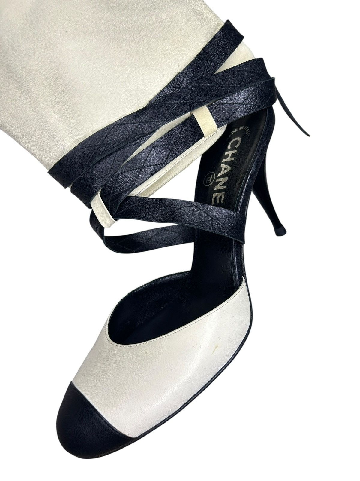 Chanel S/S 06 Glove Wrap Heels Size US 8 / IT 38 - 10 Thumbnail