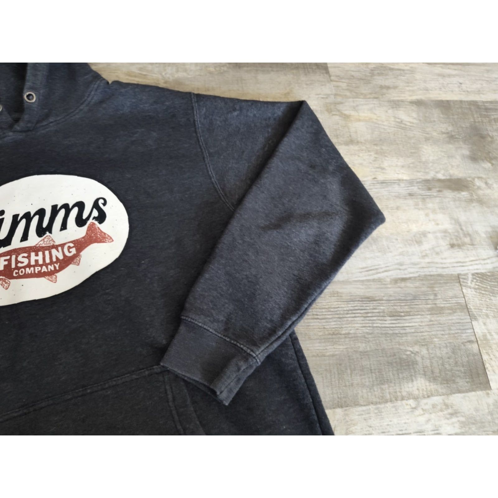 Vintage SIMMS Trout Wander Hoodie Men’s Charcoal Gray Size Small *No Drawstrings* Hiking Mens Size US S / EU 44-46 / 1 - 3 Thumbnail