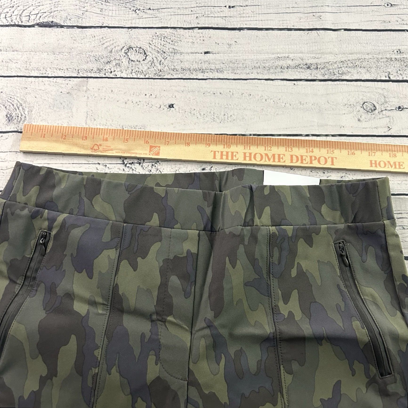 Vintage VINTAGE Lane Bryant On The Go Mid-Rise Ankle Pants Women's 16 Camouflage Green 79 Size 38" / US 16 / IT 52 - 3 Thumbnail
