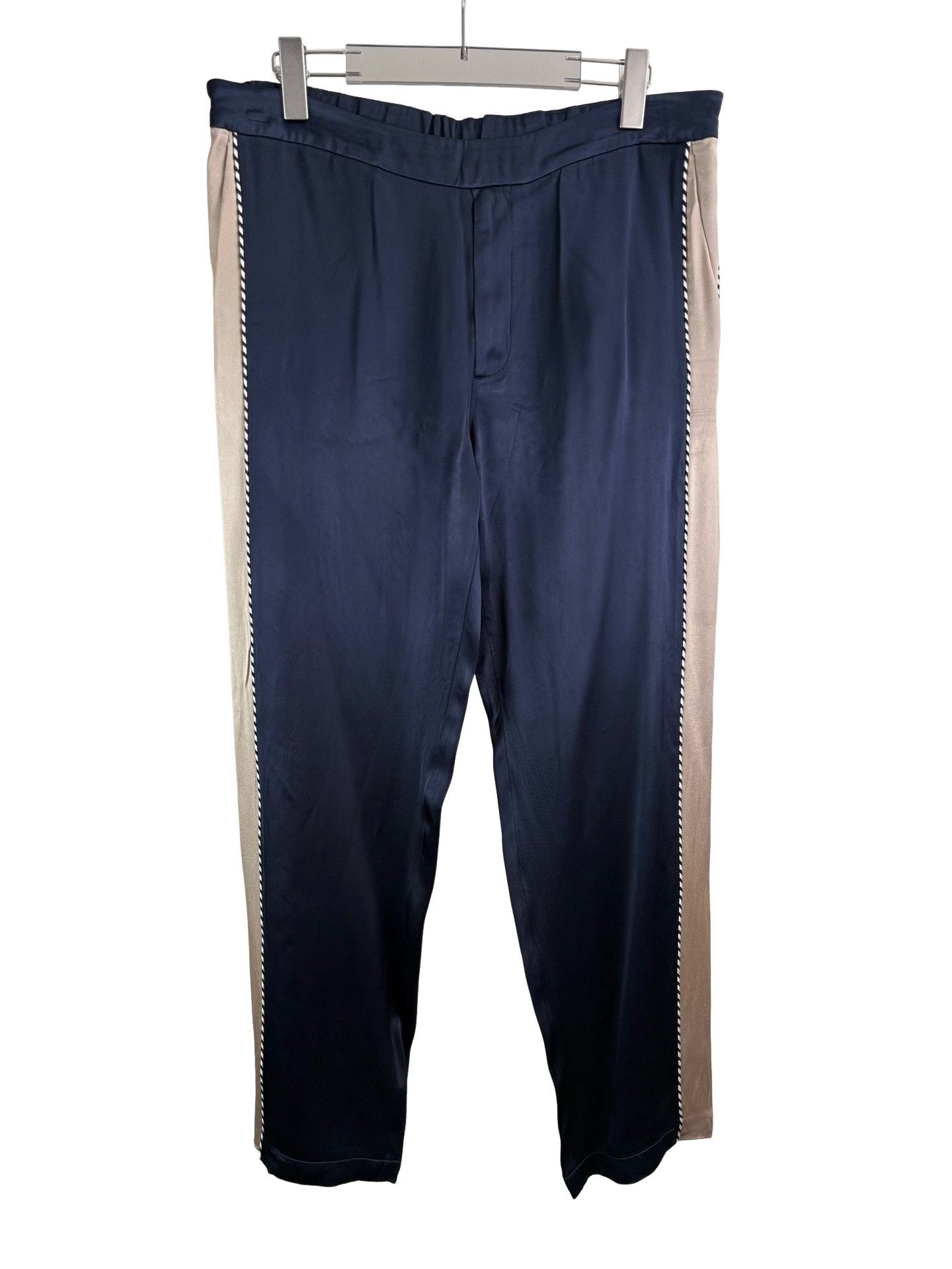Louis Vuitton Louis Vuitton Striped Side Casual Pants 42 Size US 26 / EU 42 - 1 Thumbnail