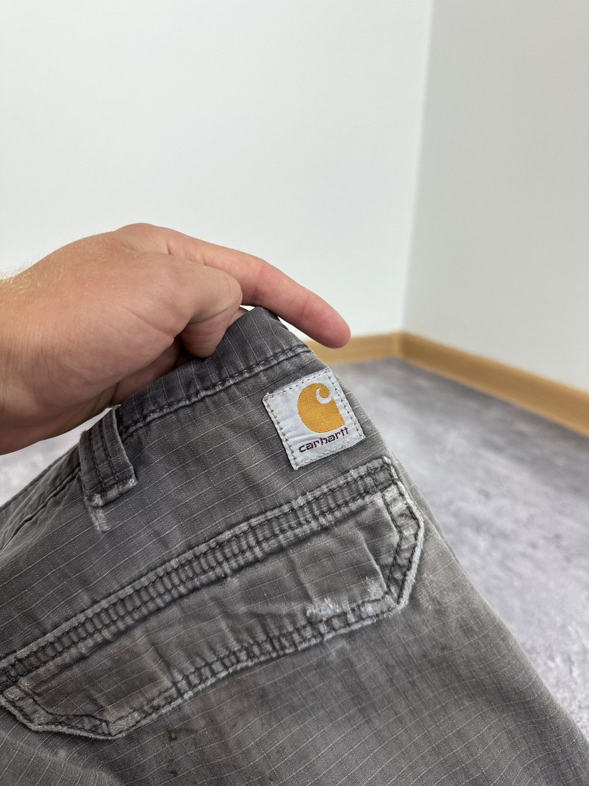 Carhartt Vintage Carhartt Distressed Faded Trashed Cargo Work Shorts Size US 36 / EU 52 - 4 Thumbnail