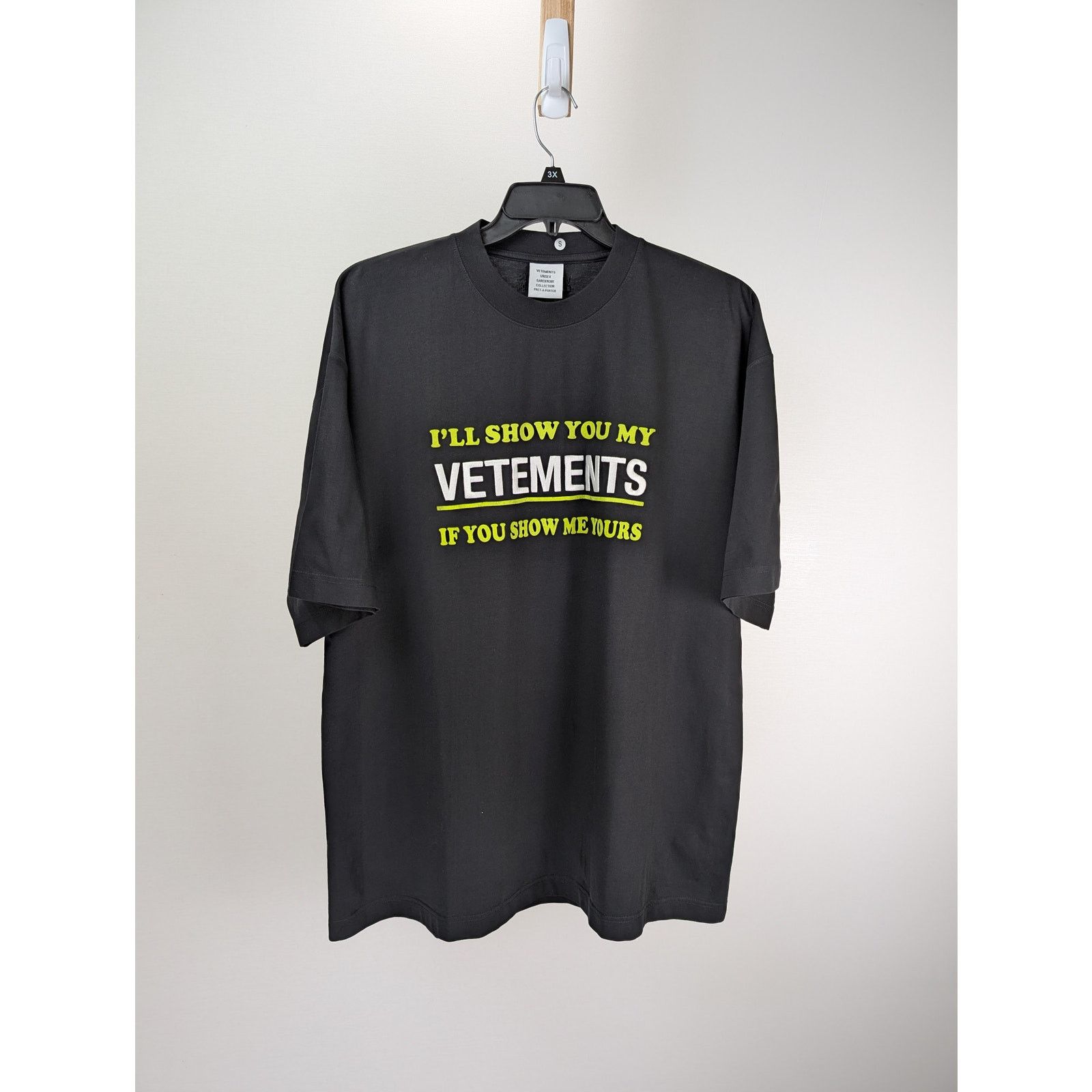 VETEMENTS YOU FUCK'N ASSHOLE Tシャツ 黒 You Fuck'n Asshole T-Shirt Cheap For Men's And Women's
