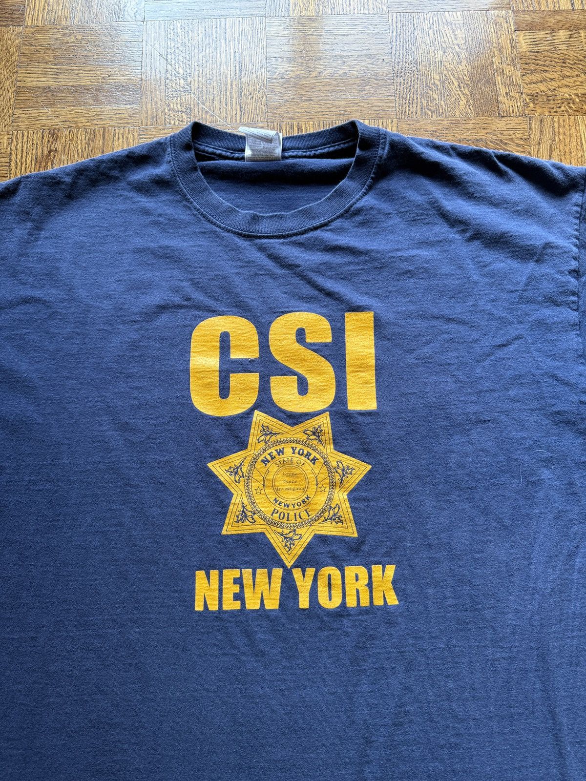 Vintage Vintage Y2K CSI New York Graphic Tee Size US XL / EU 56 / 4 - 4 Thumbnail