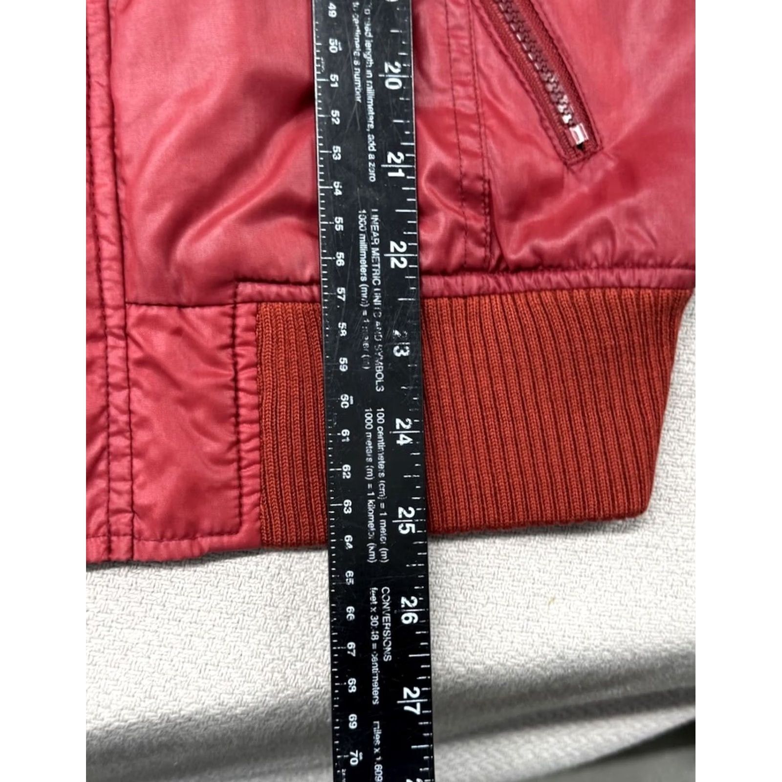Vintage VINTAGE Winston Cigarette Racing Nylon Jacket Mens Small Red Bomber Jacket Short Nylon Outer Shell Embroidered Logo Zipper 90s Cars Mens Size US S / EU 44-46 / 1 - 5 Thumbnail
