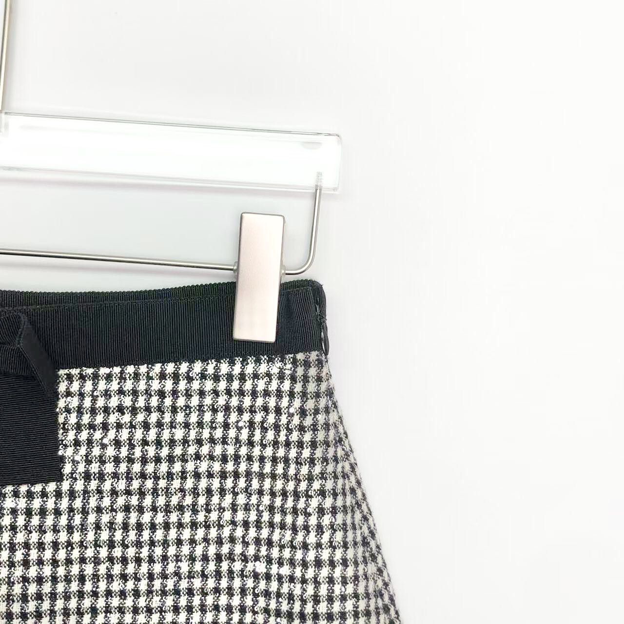 Miu Miu Miu Miu Black Retro Plaid A-line Mini Casual Skirt K26WX Size 26" / US 2 / IT 38 - 3 Thumbnail
