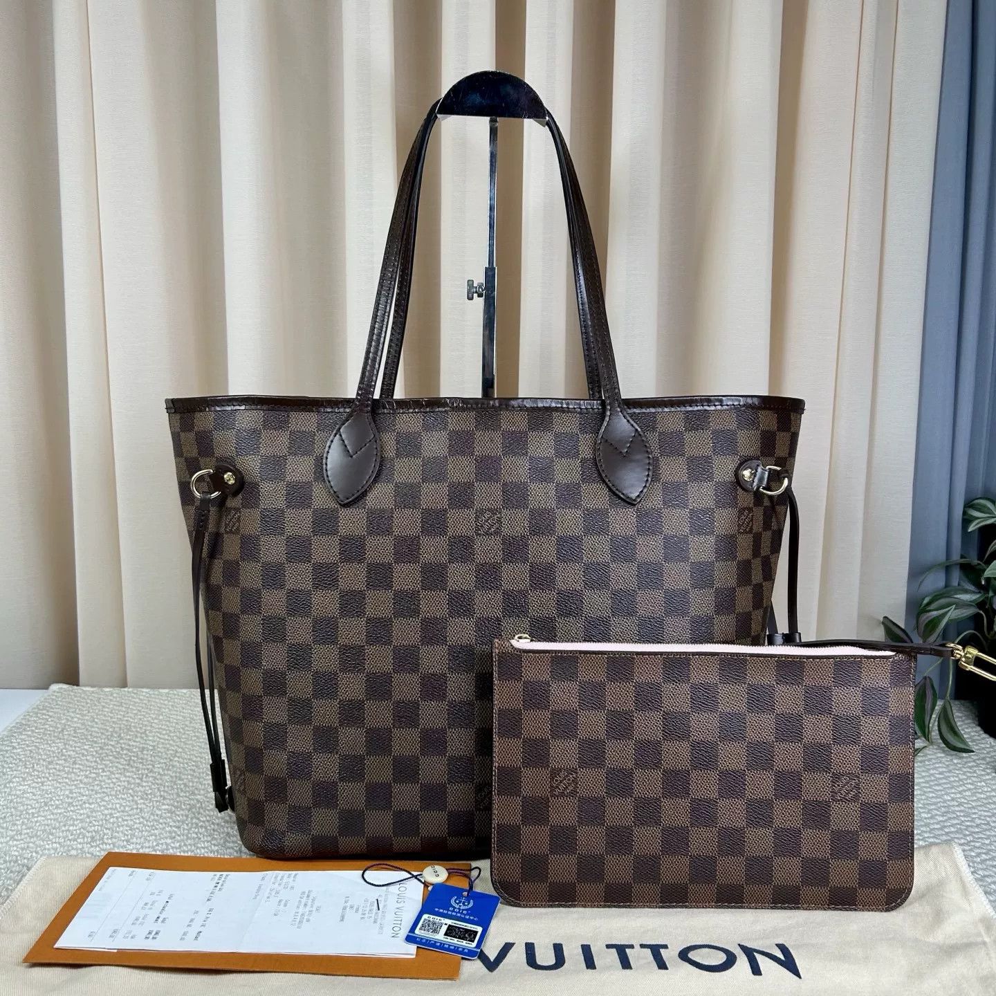 Louis Vuitton Pre-loved Bag Very good condition Size ONE SIZE - 1 Thumbnail