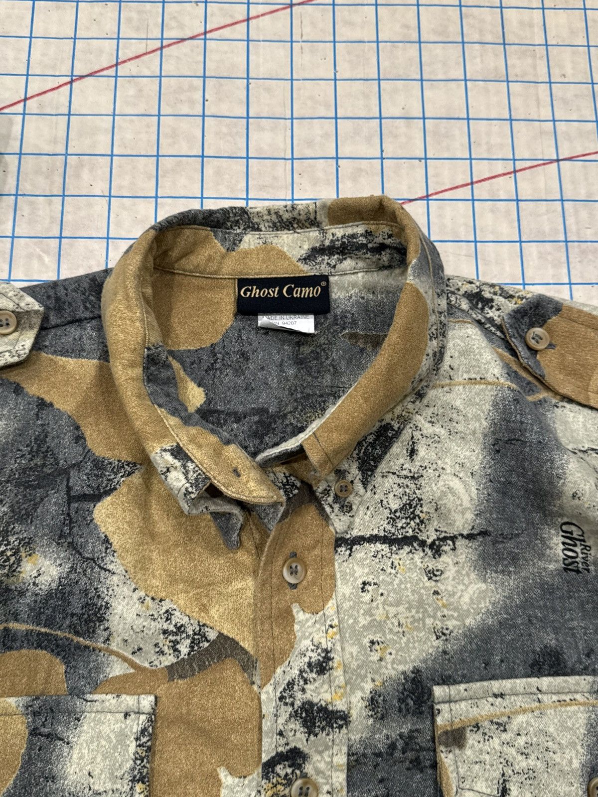 Vintage Vintage Ghost Camo Button Up Shirt Brown Leaf Size Large Size US L / EU 52-54 / 3 - 6 Thumbnail