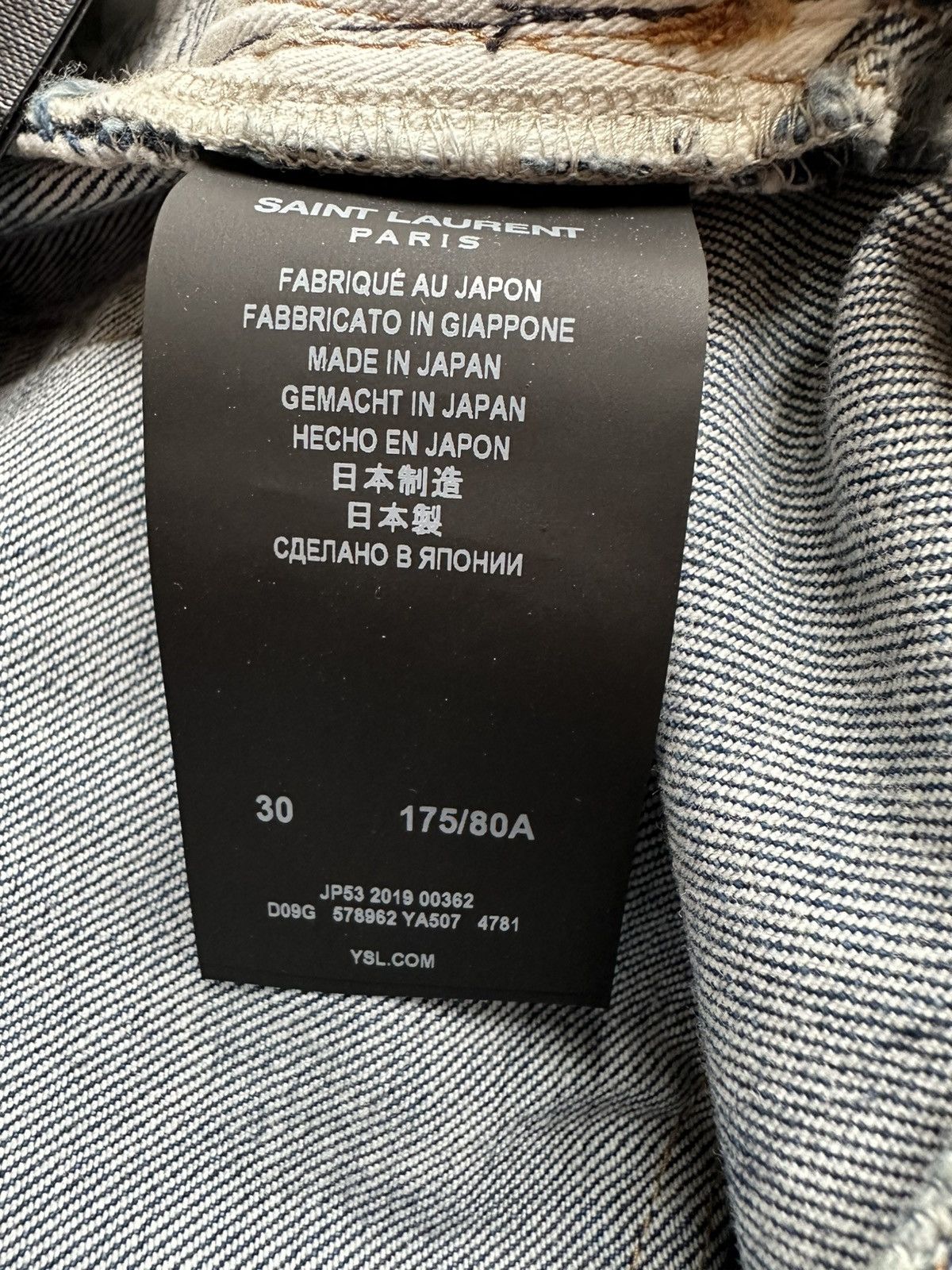 Saint Laurent Paris FW19 Saint Laurent distressed ripped jeans BNWT 30 D02 Size US 30 / EU 46 - 21 Thumbnail