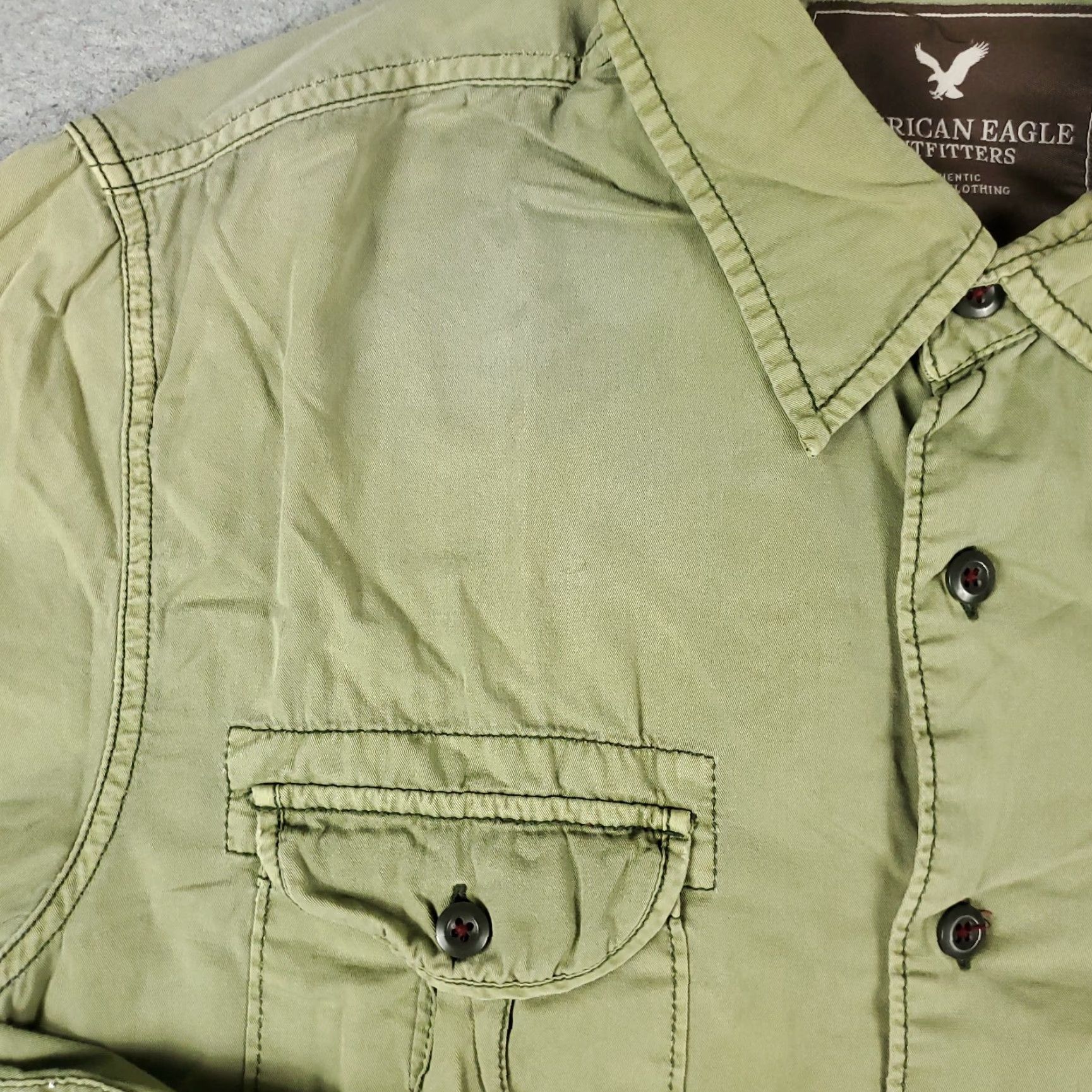American Eagle Outfitters American Eagle Outfitters Shirt Mens L Green 2 Pocket Button Up Long Sleeve Casual Workwear Modern Preppy 90s? Size US L / EU 52-54 / 3 - 4 Thumbnail