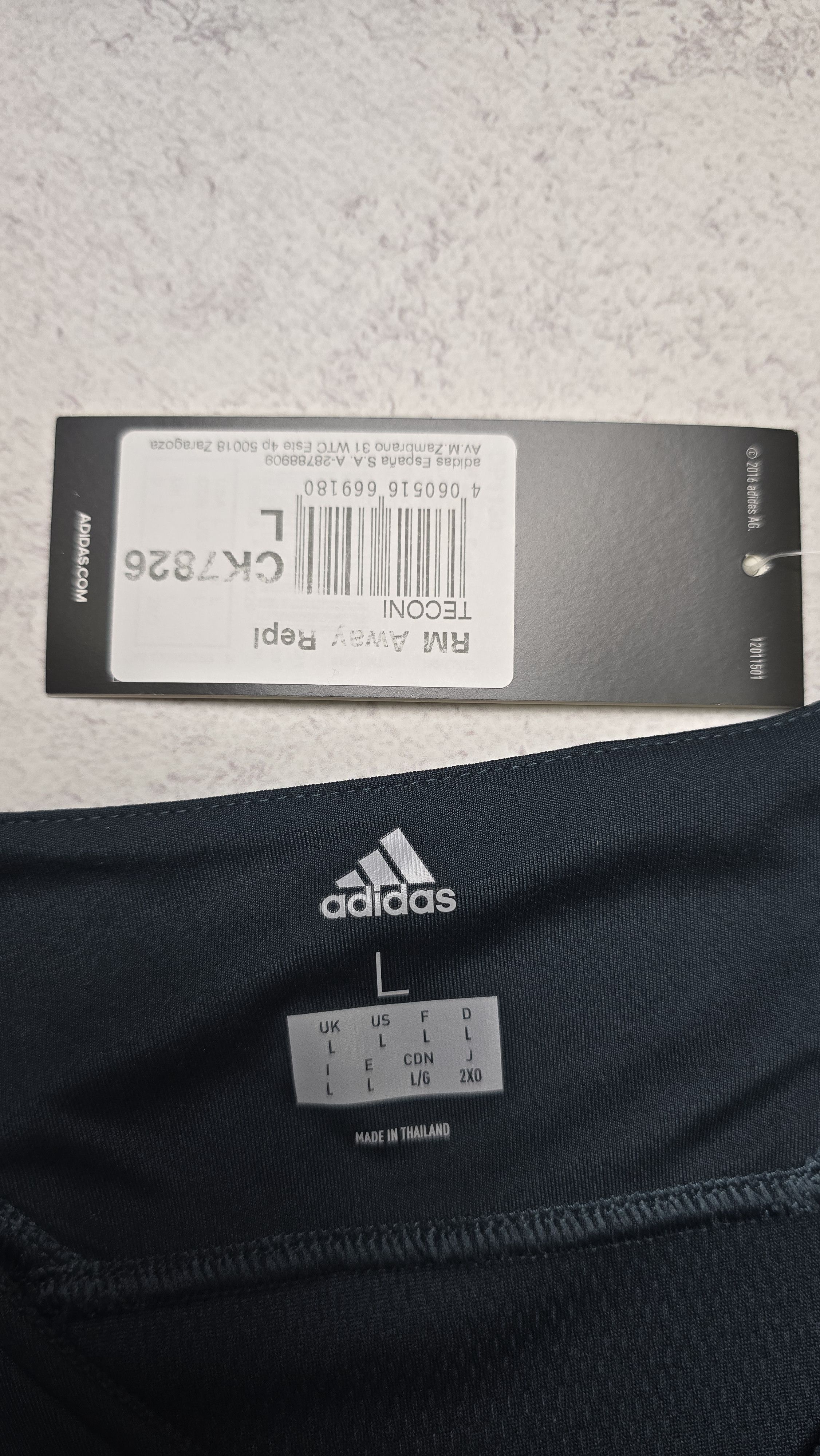 Adidas Adidas Real Madrid 2018-19 Away Basketball Jersey Size US L / EU 52-54 / 3 - 9 Thumbnail