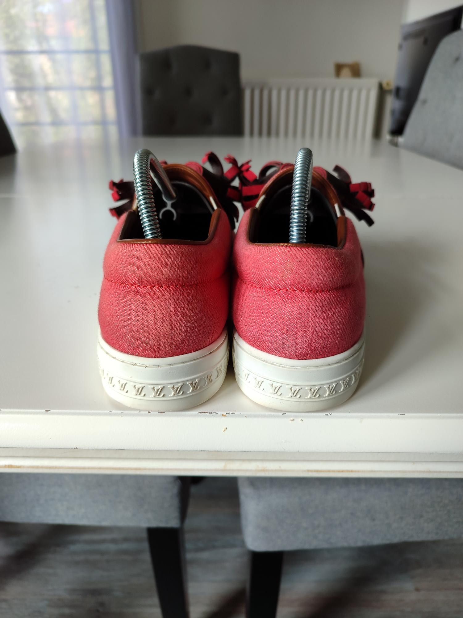 Louis Vuitton SLIP ON LOUIS VUITTON DESTINATION Size US 7 / IT 37 - 2 Thumbnail