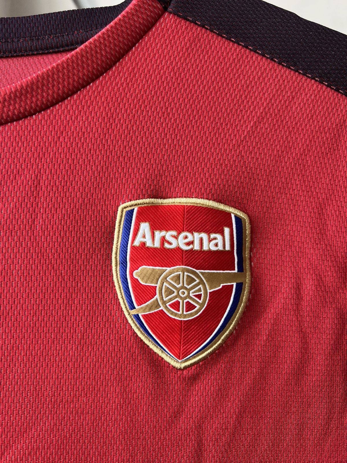 Puma Arsenal FC Training / Pre match Puma Soccer Football jersey Size US S / EU 44-46 / 1 - 5 Thumbnail