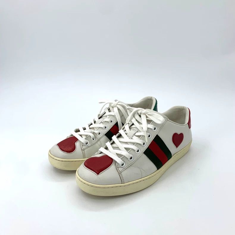 Gucci Gucci Size 35.5 Ace series size 35.5 white love pattern re Size US 5 / EU 37 - 1 Thumbnail