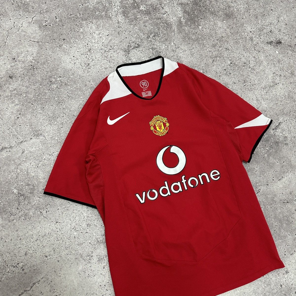 Vintage Vintage 00s Manchester United Nike Vodafone jersey y2k hype Size US S / EU 44-46 / 1 - 3 Thumbnail