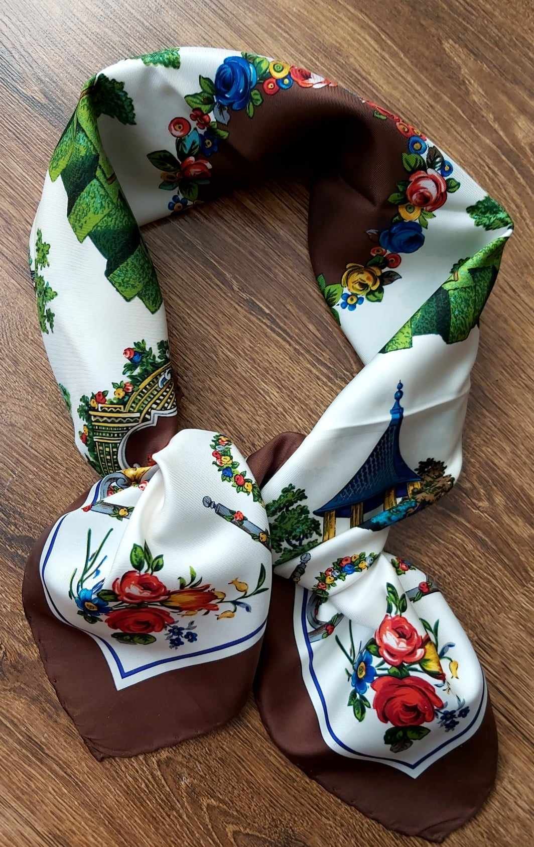 Karl Lagerfeld × Vintage Karl Lagerfeld silk scarf Italy Size ONE SIZE - 7 Thumbnail