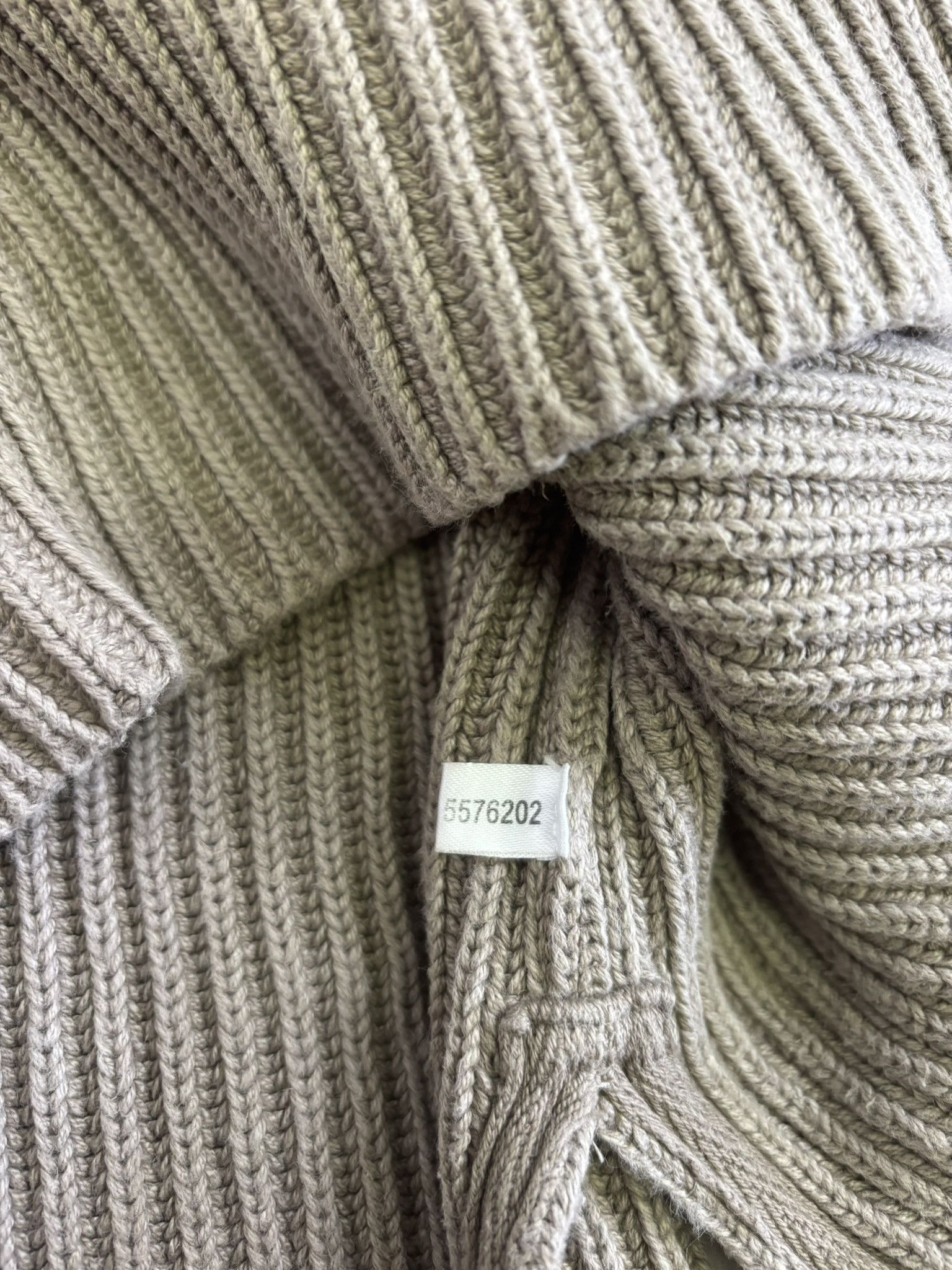 Filippa K Filippa K sweater size L Size US L / EU 52-54 / 3 - 14 Thumbnail