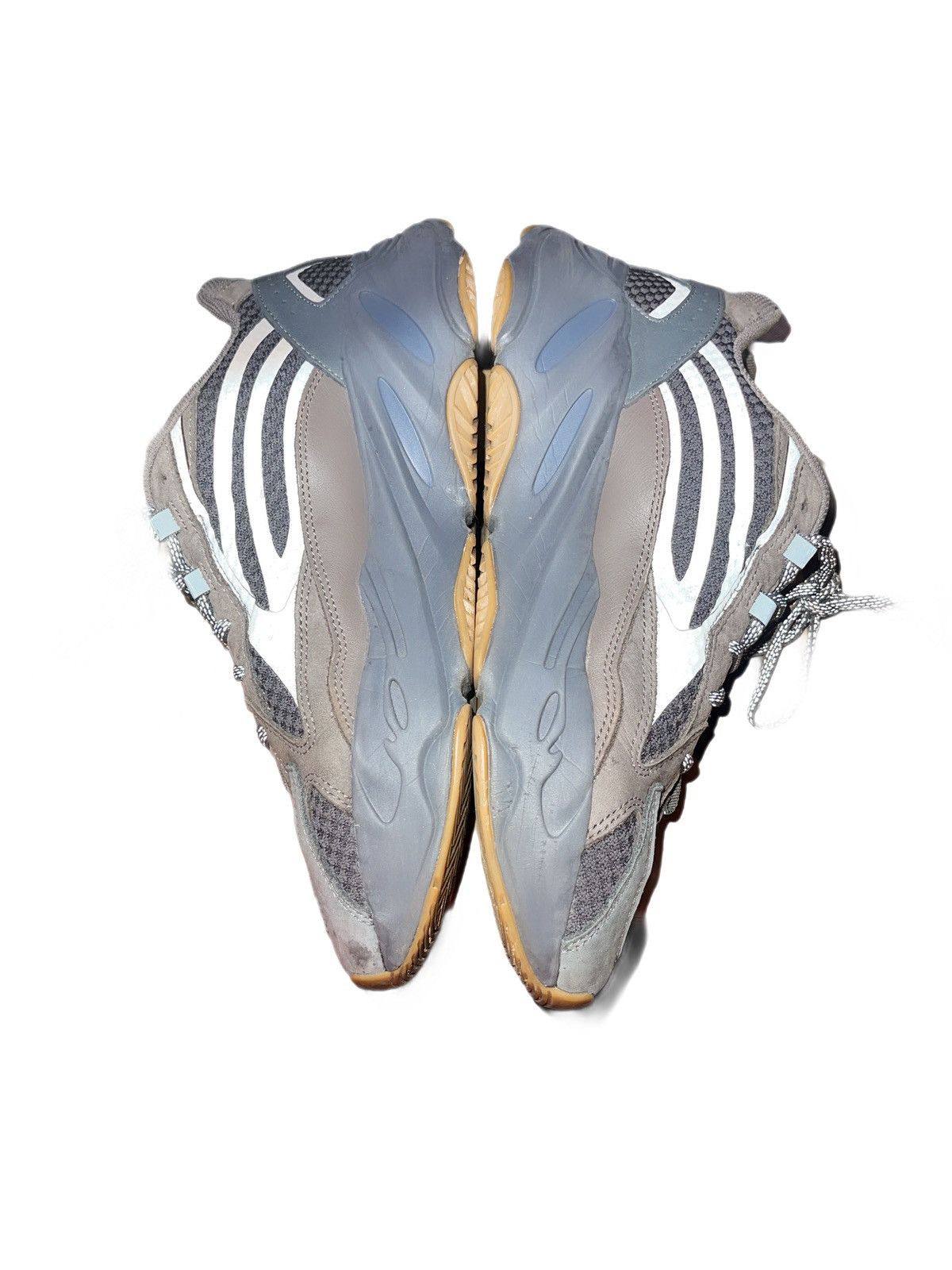 Adidas × Yeezy Yeezy 700v2 Geode Size US 11 / EU 44 - 5 Thumbnail
