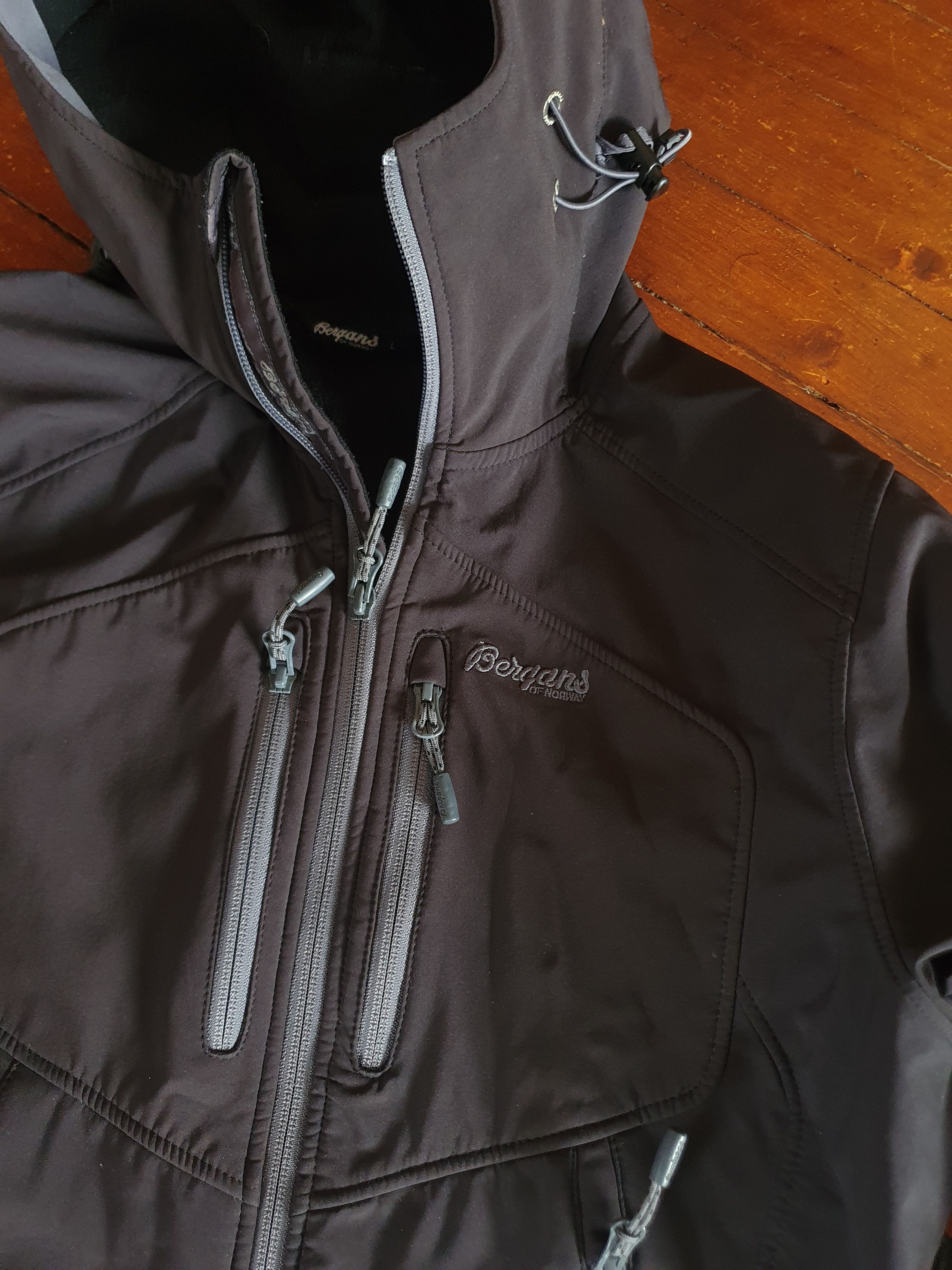 Bergans of Norway Bergans of Norway 1563 Stranda Lady Soft Shell Jacket sz L Size L / US 10 / IT 46 - 8 Thumbnail