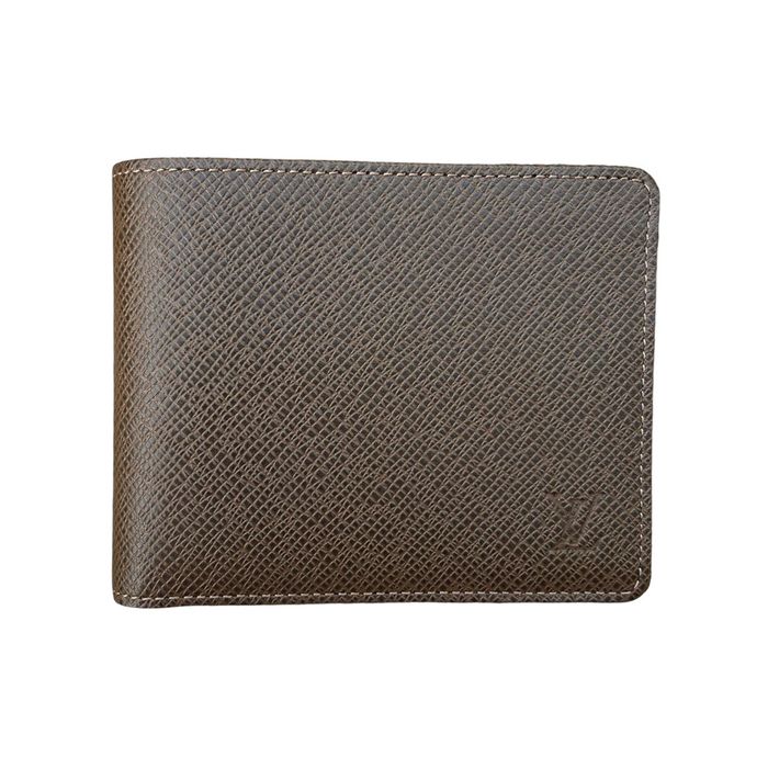 Louis Vuitton Multiple Taiga Leather Bifold Wallet