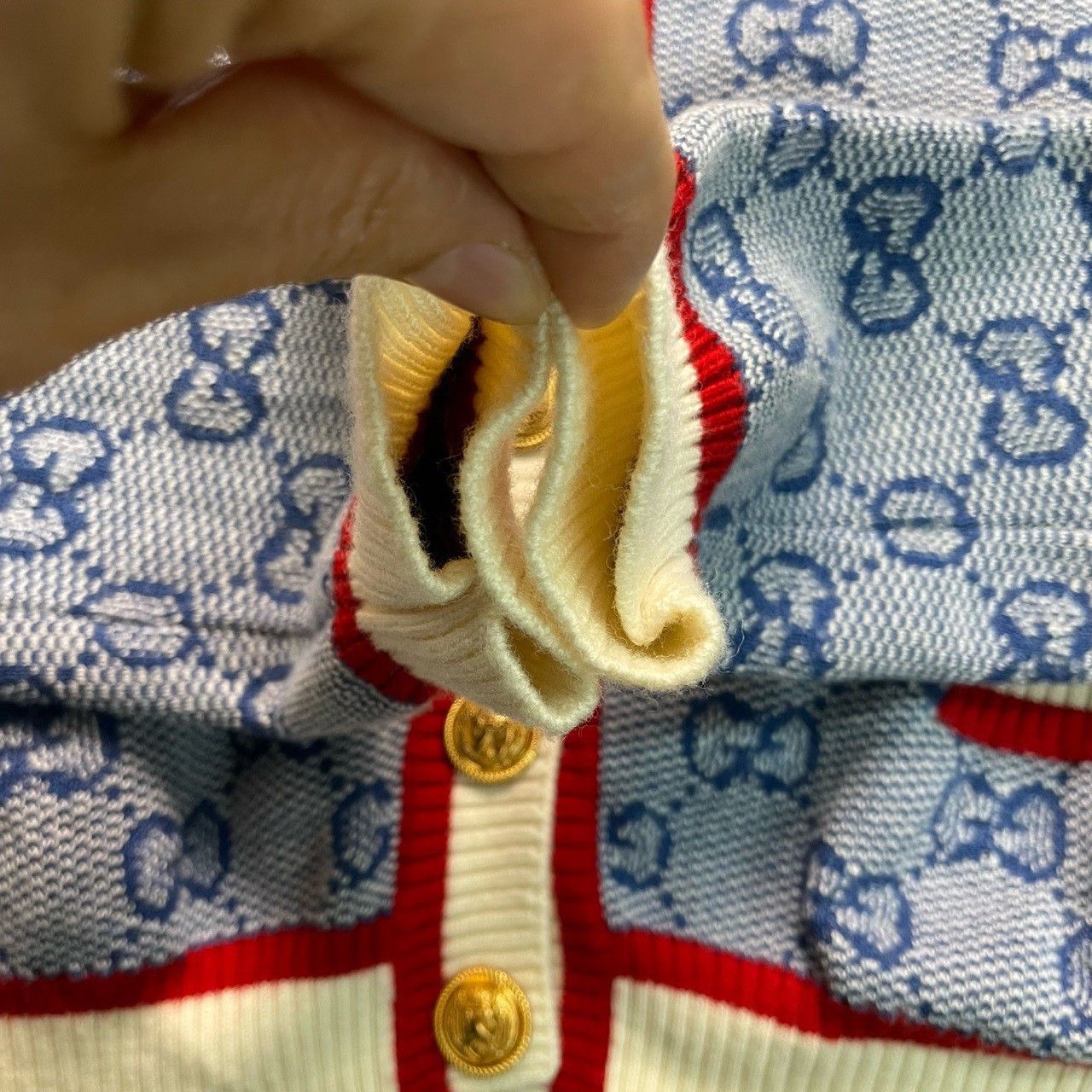 Gucci Gucci Blue and white full-print gold button cardigan sweate Size US S / EU 44-46 / 1 - 4 Thumbnail