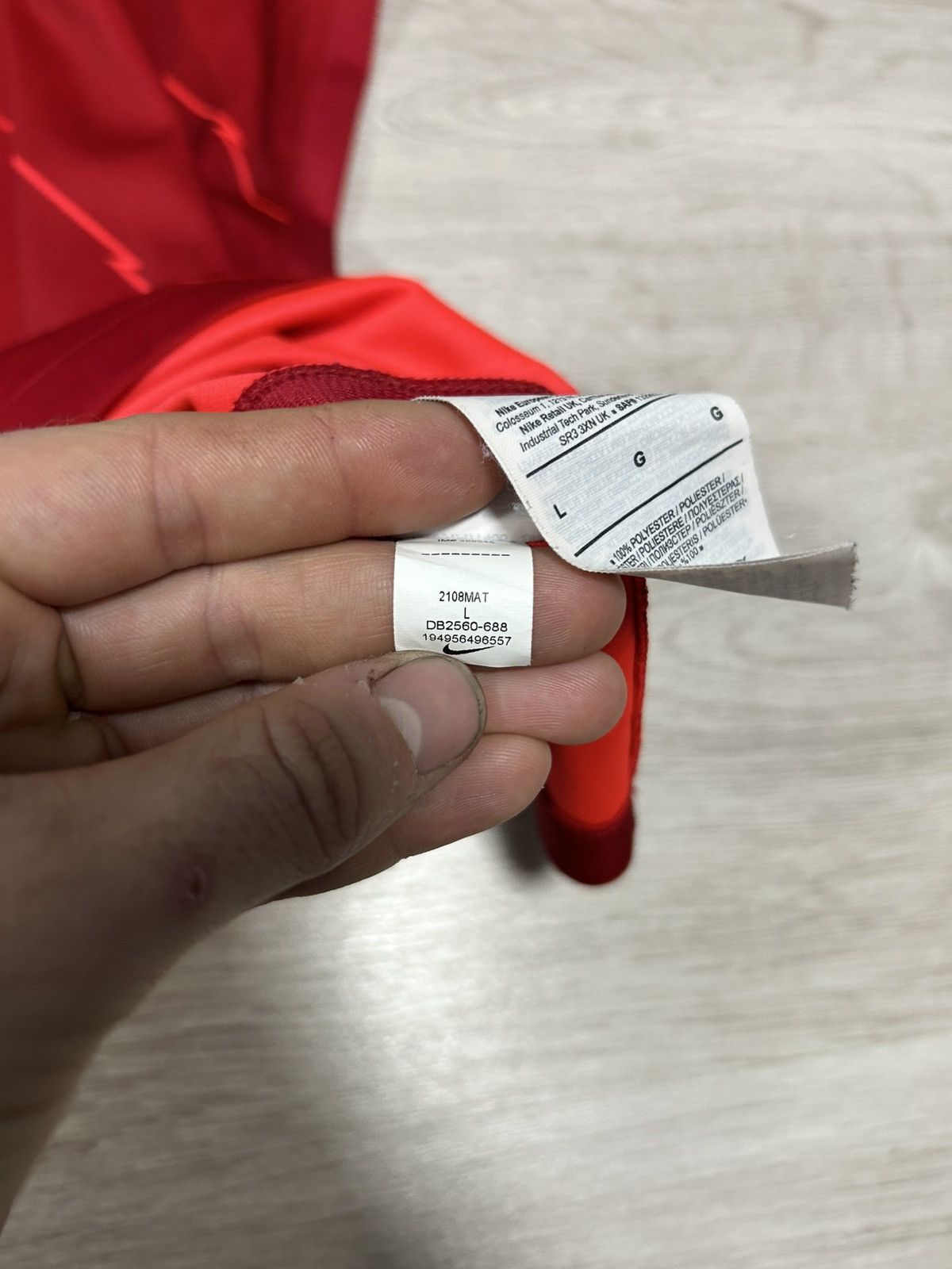 Nike Liverpool 2021/22 Home Football Shirt Nike Soccer Jersey Size US L / EU 52-54 / 3 - 10 Thumbnail