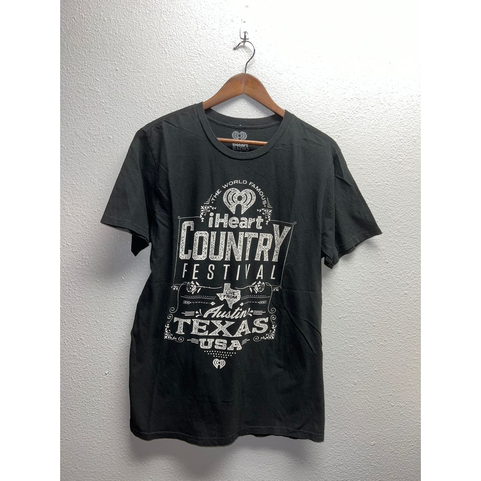 Vintage Country Concert Shirt iHeart Festival Luke Bryan Keith Urban Size US M / EU 48-50 / 2 - 1 Thumbnail