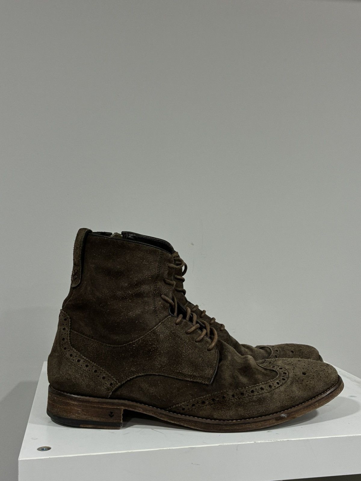 John Varvatos Brown Suede Zip boot 9.5 Size US 9.5 / EU 42-43 - 3 Thumbnail