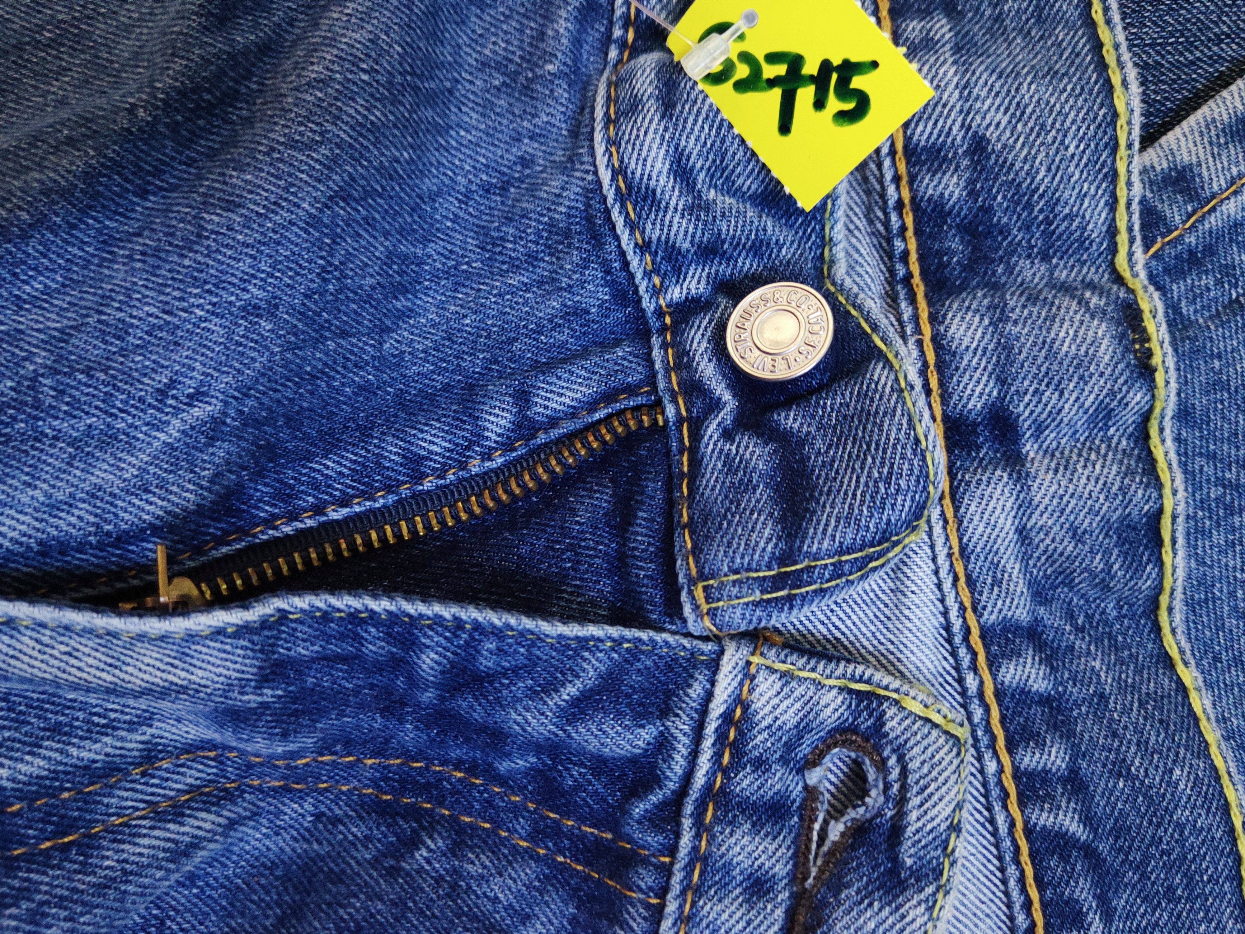 Levi's *waist 46inc* Levi's Blue Distressed Ripped Jeans #S2715 Size US 44 / EU 60 - 21 Thumbnail