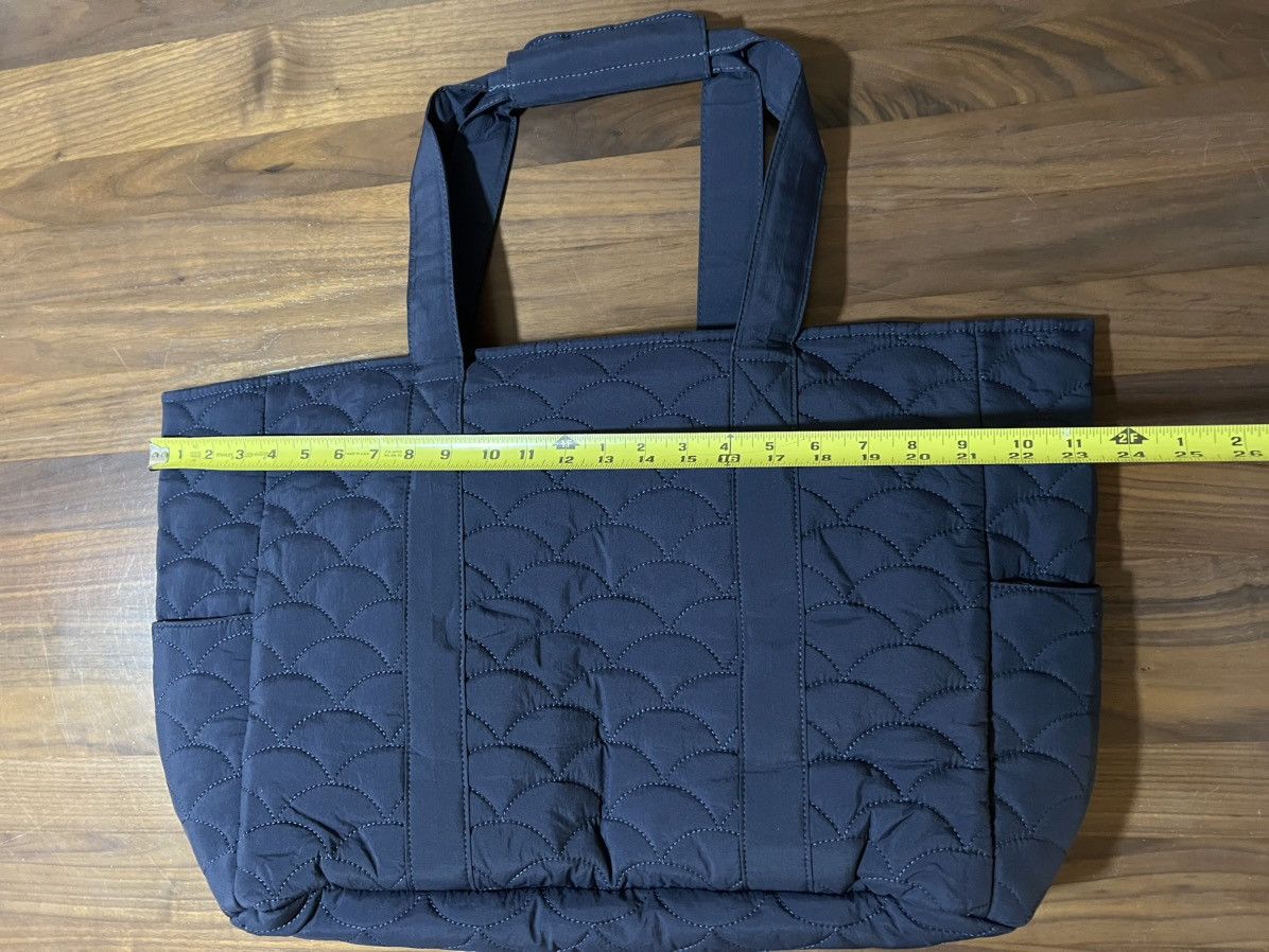 Aime Leon Dore Aime Leon Dore ALD Nylon Scallop Quilted Tote Bag in Navy Size ONE SIZE - 5 Thumbnail