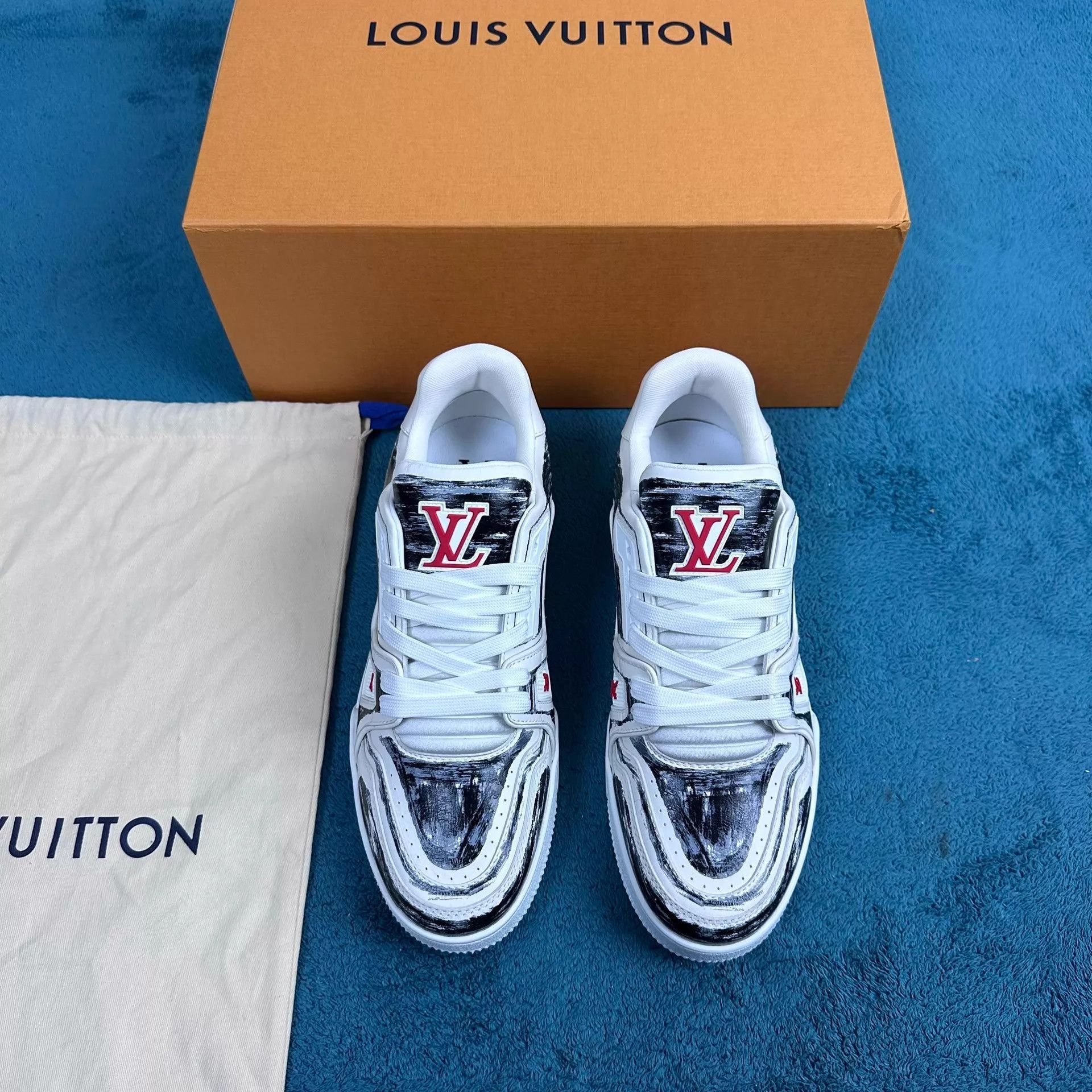 Louis Vuitton Multi-Color Low-Top Sneakers Size 8 Size US 8 / EU 41 - 1 Thumbnail