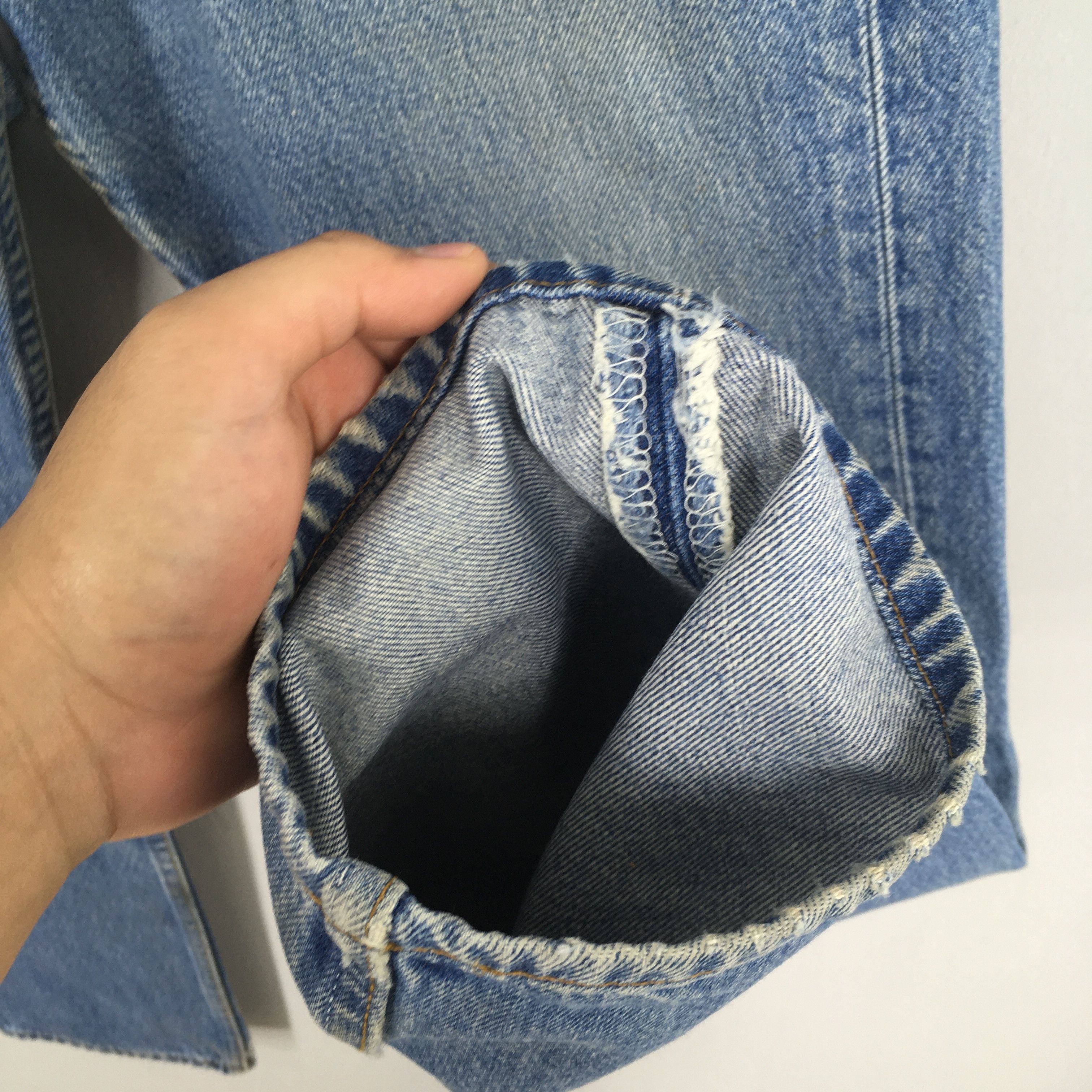 Levi's Size 30x29 Vintage 90s Levi's 501 Faded Blue Jeans Size US 30 / EU 46 - 5 Thumbnail
