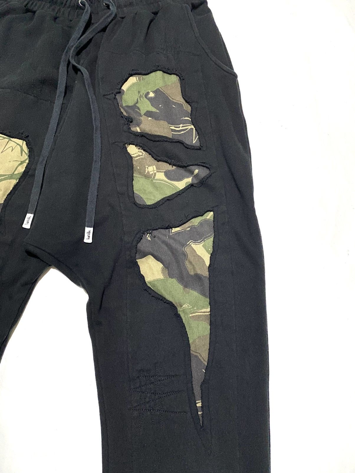 Haculla HACULLA DISTRESSED CAMO PUNK JOGGER PANTS Size US 32 / EU 48 - 3 Thumbnail