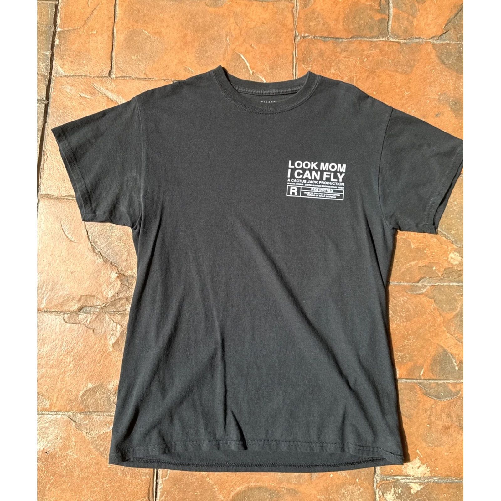 Travis Scott VINTAGE? No — Error. Size US M / EU 48-50 / 2 - 2 Thumbnail