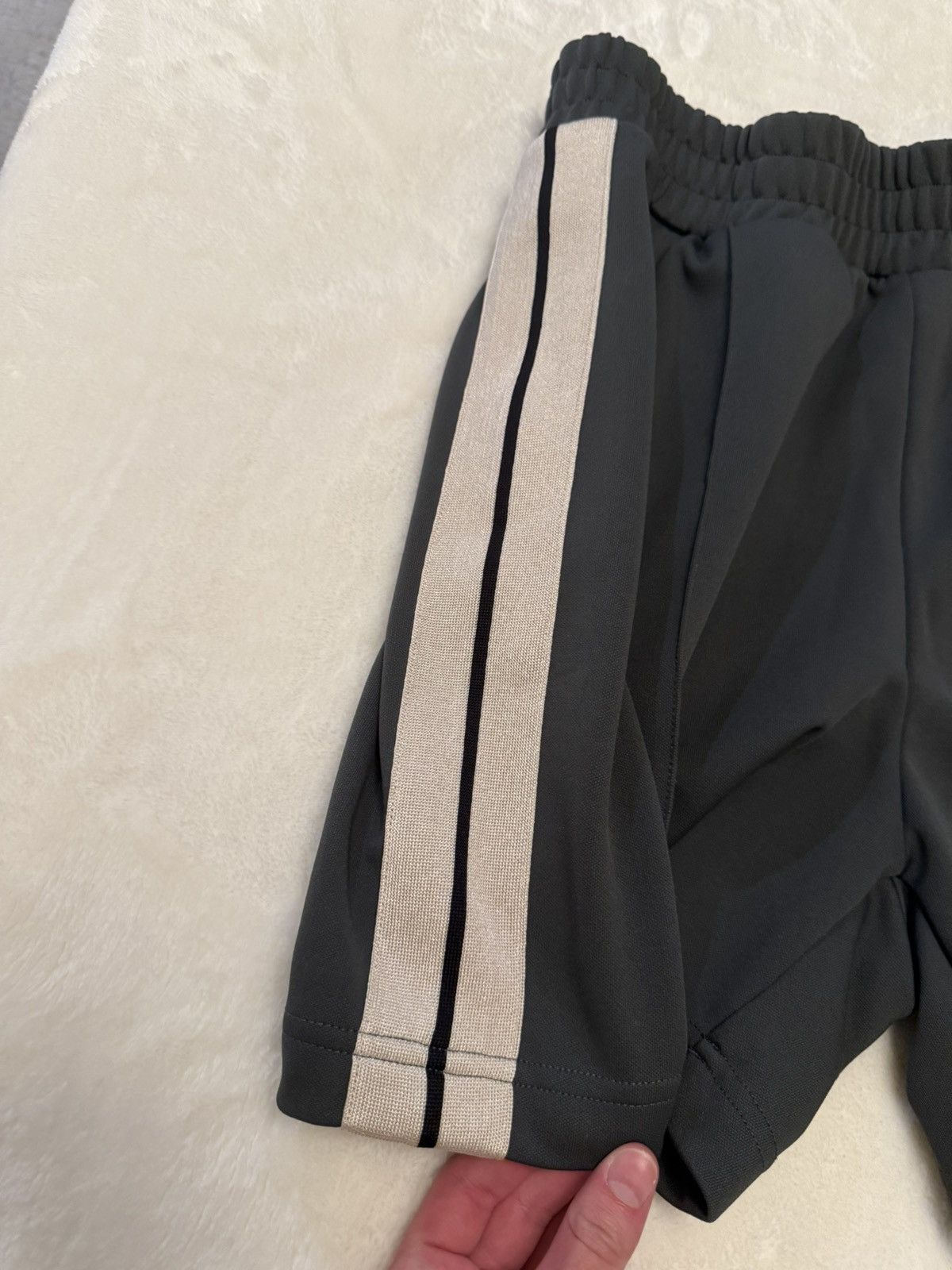 Palm Angels Palm Angels Shorts (Medium) Size US 30 / EU 46 - 3 Thumbnail