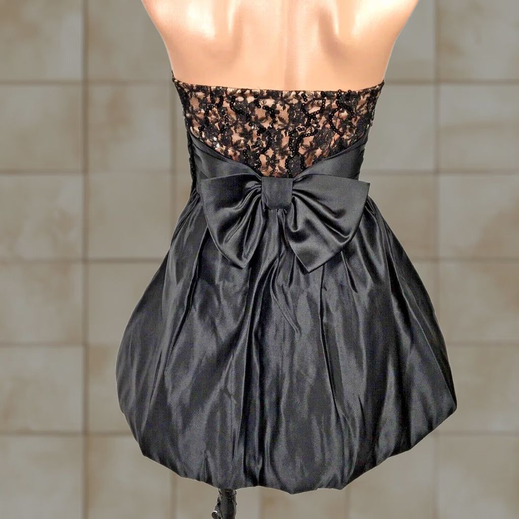 Betsey Johnson VTG Betsey Johnson Evening Dress Floral Lace Satin Bow Puff Party Mini A-Line 90s Womens size 4 Black EUC Size S / US 4 / IT 40 - 1 Thumbnail