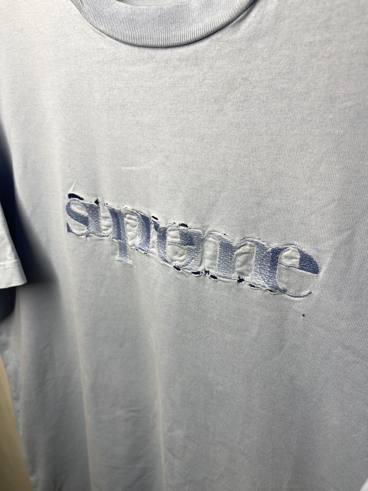 Supreme Supreme t-shirt embroidered logo faded Size US XL / EU 56 / 4 - 2 Thumbnail
