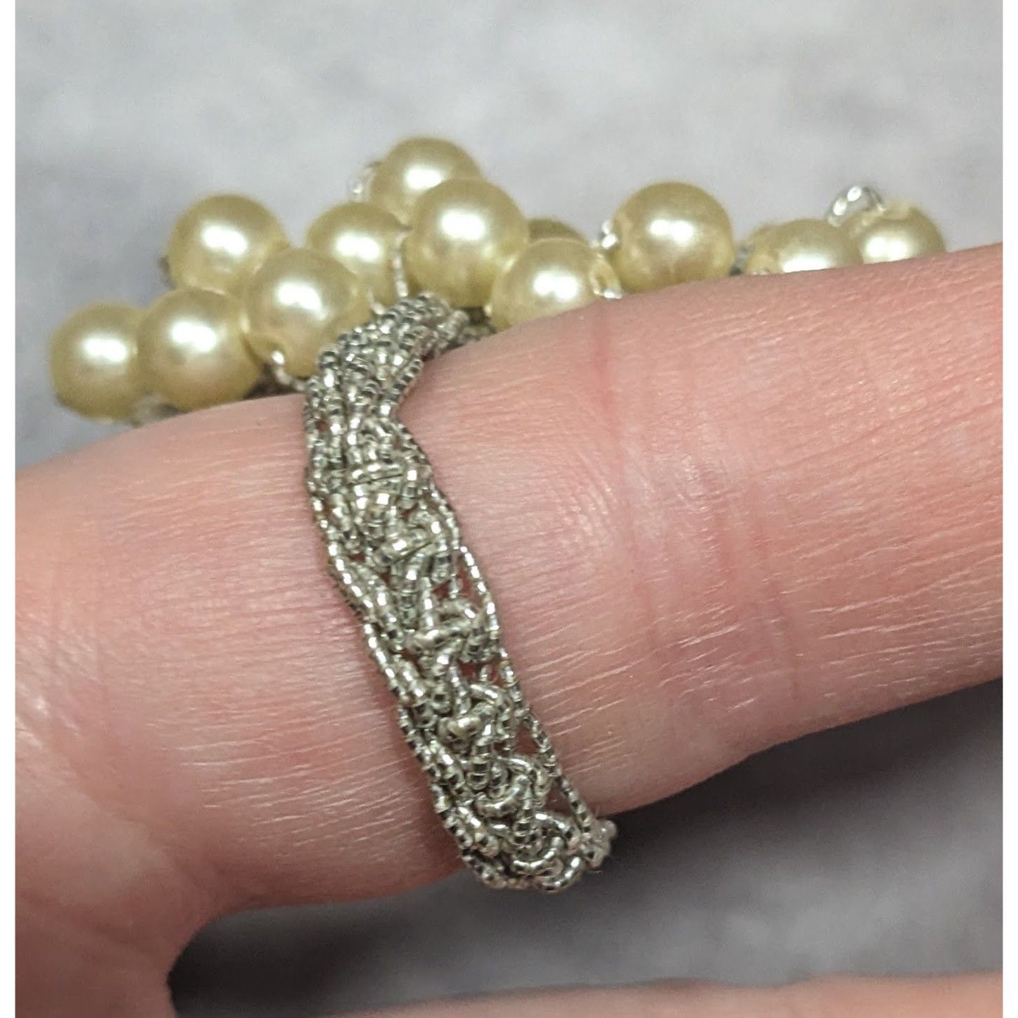 Other Elegant Glam Faux Pearl Cluster Beaded Stretch Ring Size 9 Size ONE SIZE - 5 Thumbnail