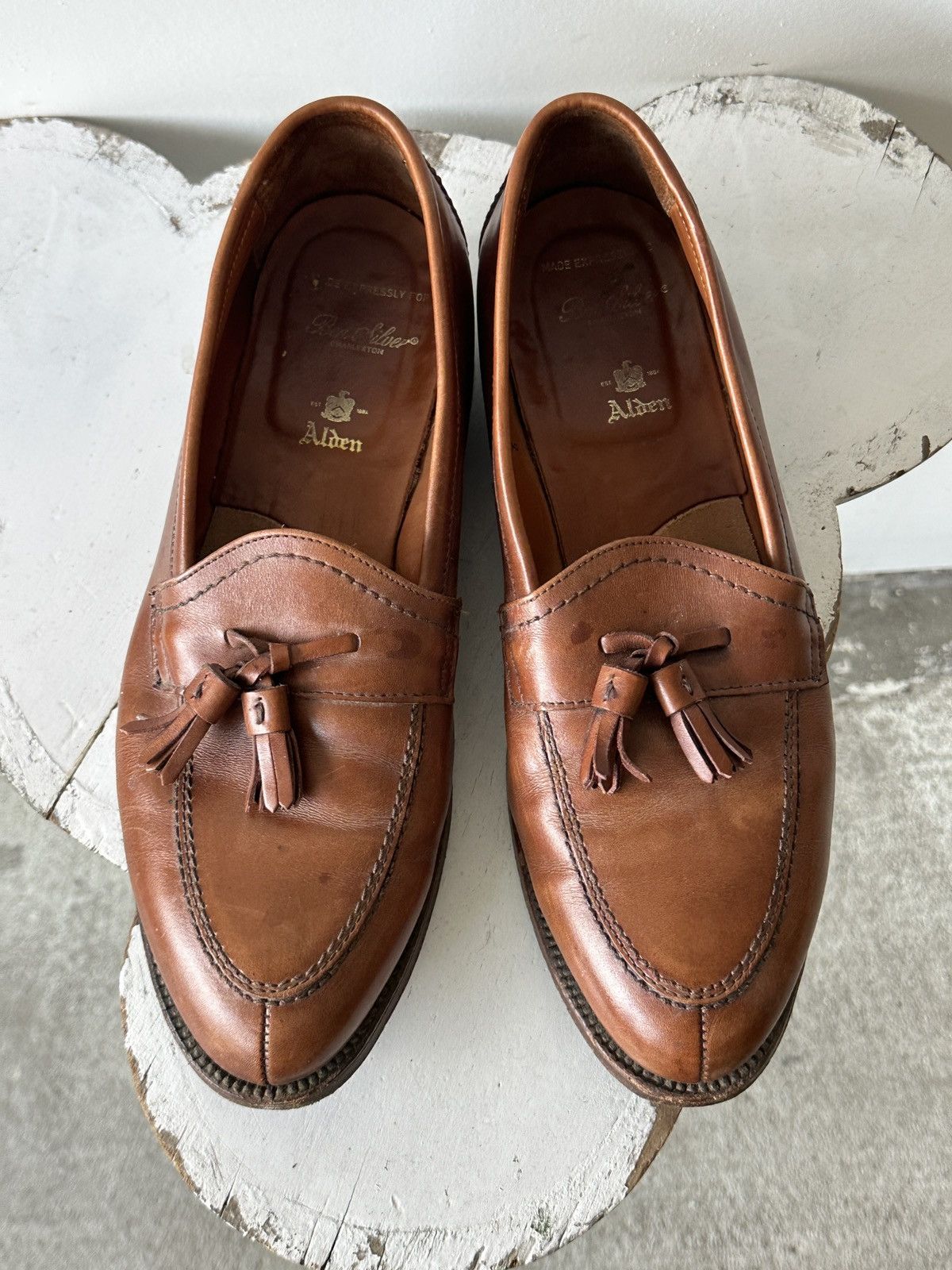 Alden Alden Tassle loafers warm brown size 10 Size US 10 / EU 43 - 1 Thumbnail