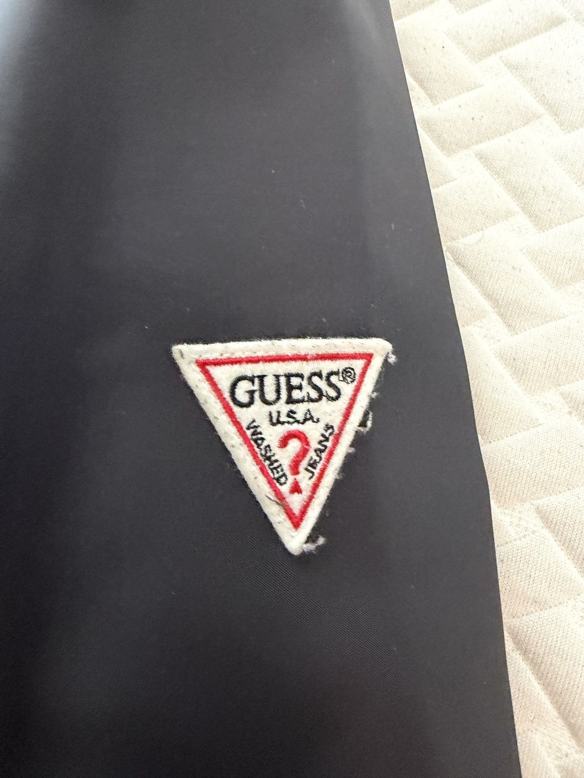Guess Guess Bomber Size US L / EU 52-54 / 3 - 3 Thumbnail