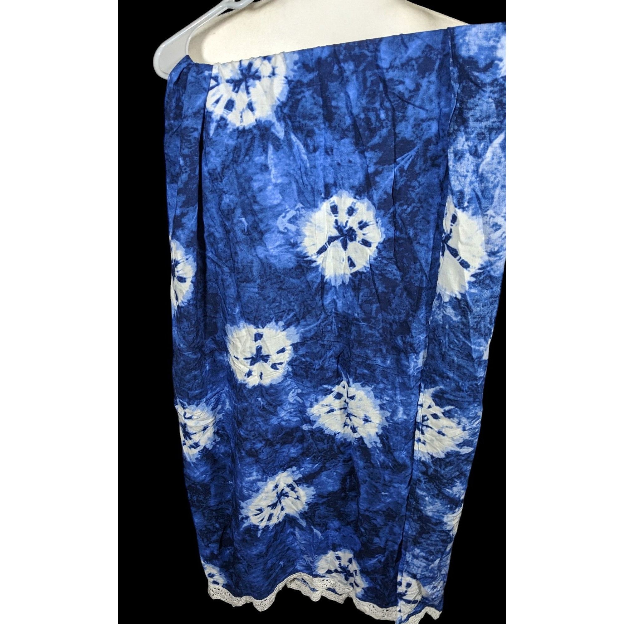 Other Bohemian Floral Blue And White Tie Dye Scarf With Lace Trim Size ONE SIZE - 2 Thumbnail