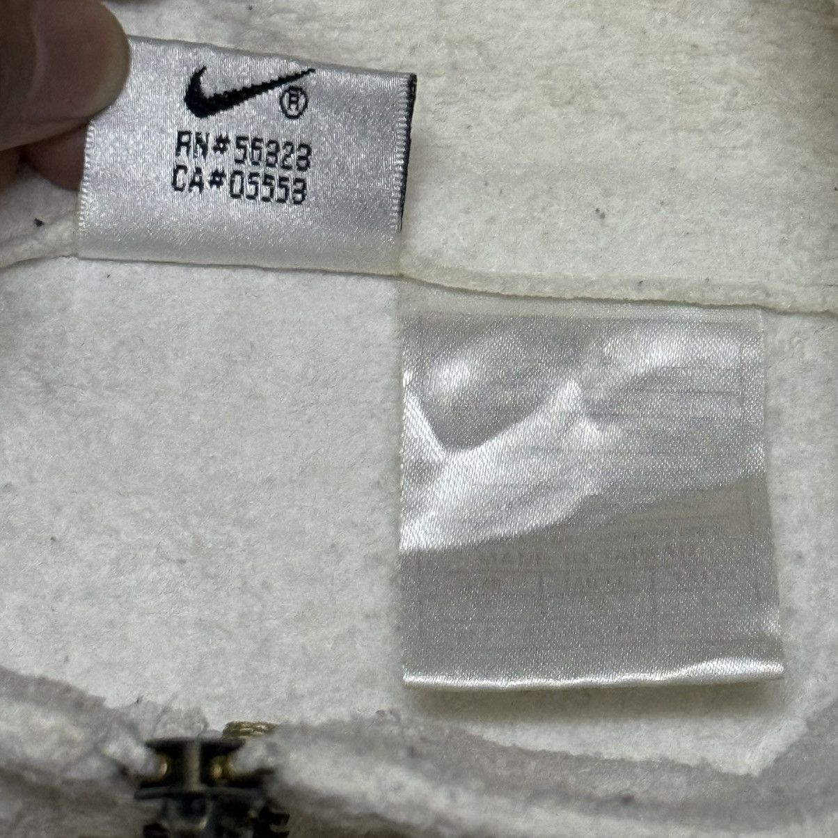 Nike × Vintage Vintage Nike Fleece Sweatshirt Small Logo Size US L / EU 52-54 / 3 - 16 Thumbnail