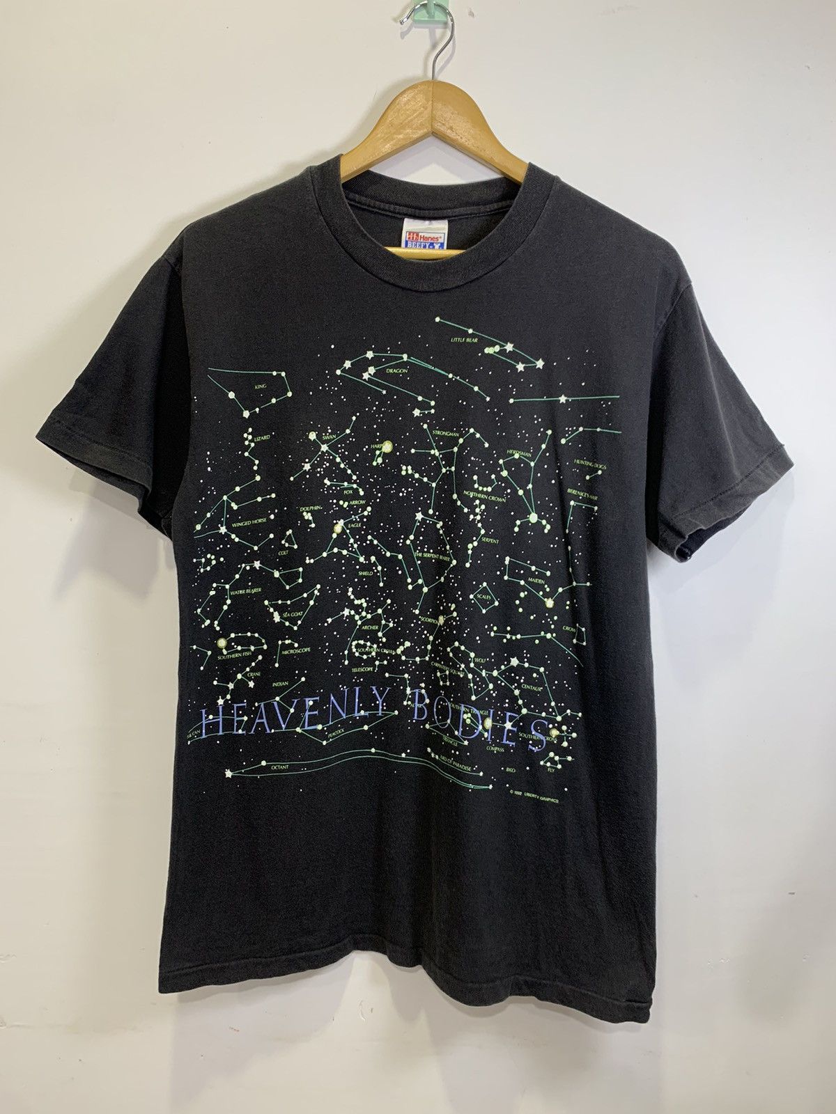 Vintage Vintage Heavenly Bodies Tshirt Size US M / EU 48-50 / 2 - 1 Thumbnail