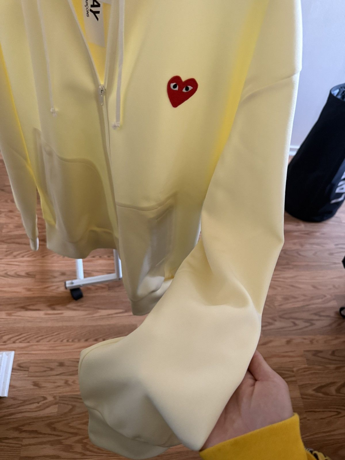 Comme des Garcons PLAY COMME DES GARCONS PLAY Zip Up Hoodie Size US XL / EU 56 / 4 - 2 Thumbnail